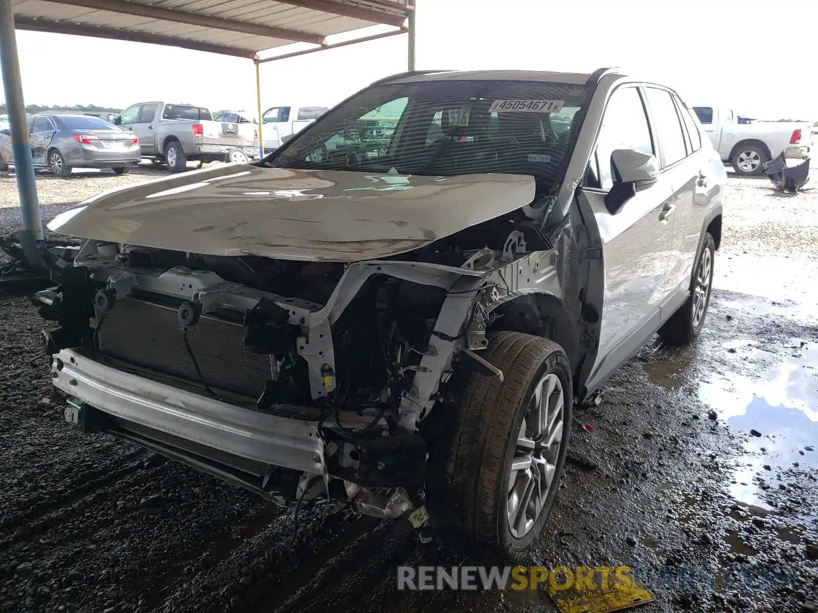 2 Photograph of a damaged car 2T3C1RFV5LW070630 TOYOTA RAV4 2020