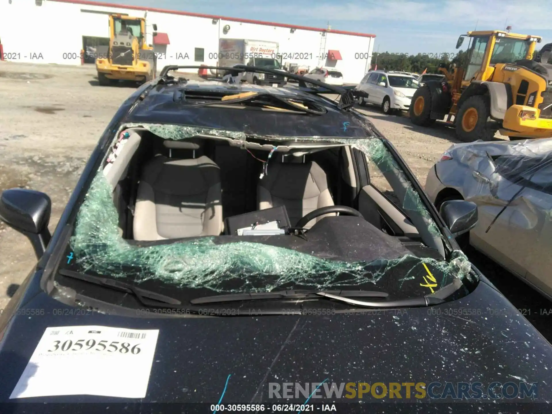 6 Photograph of a damaged car 2T3C1RFV5LW079666 TOYOTA RAV4 2020