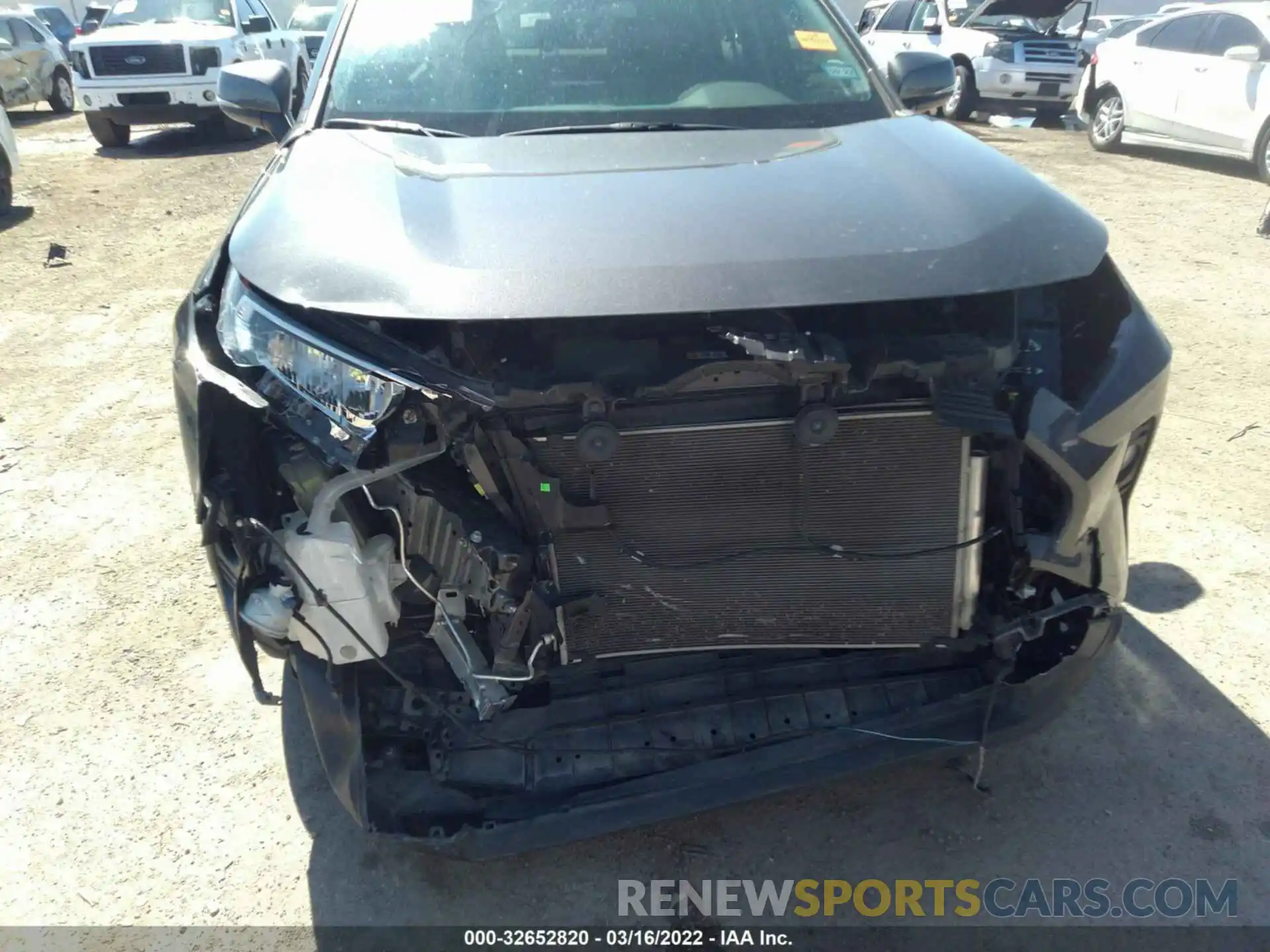 6 Photograph of a damaged car 2T3C1RFV5LW082549 TOYOTA RAV4 2020