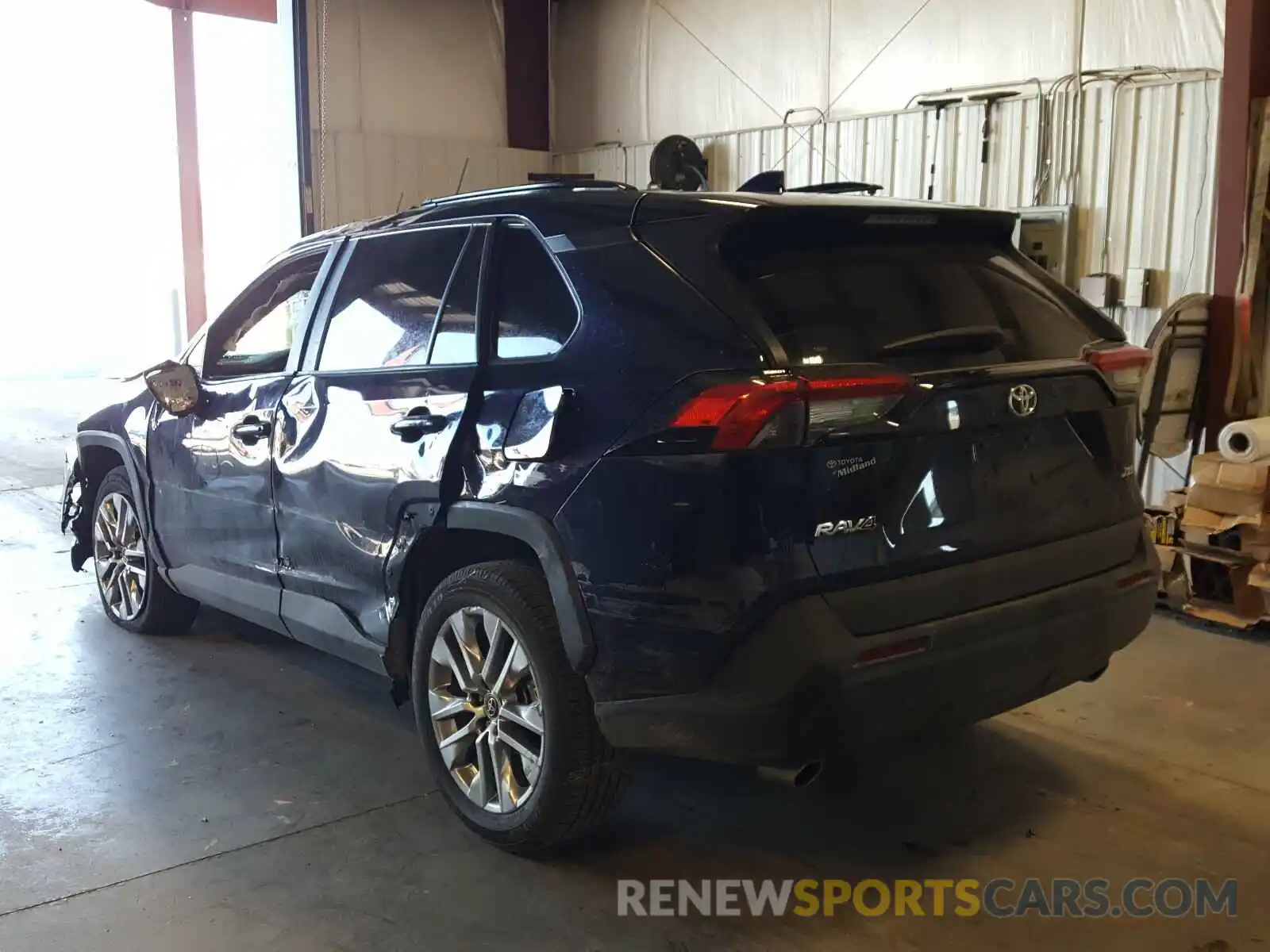 3 Photograph of a damaged car 2T3C1RFV5LW086388 TOYOTA RAV4 2020