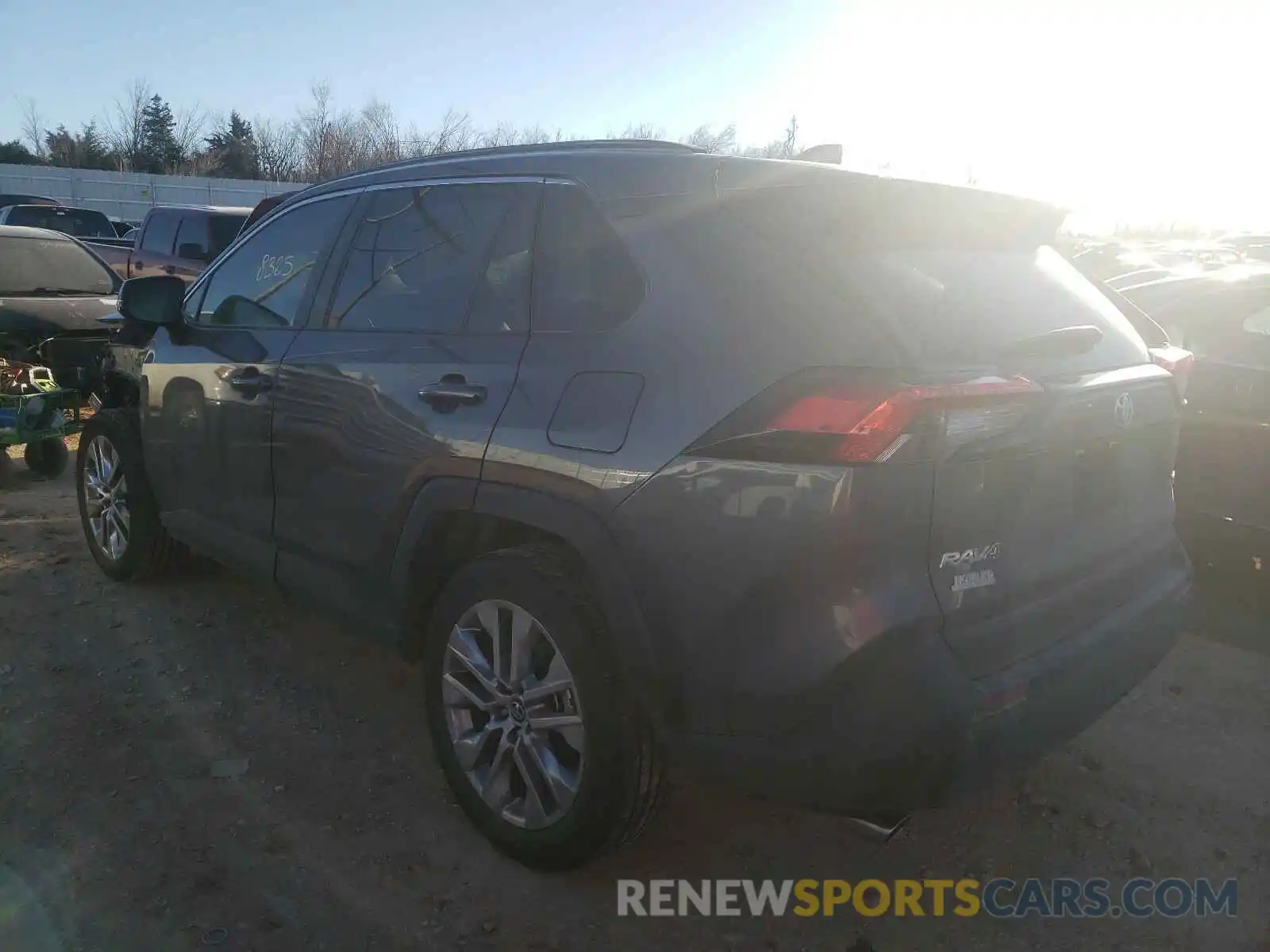 3 Photograph of a damaged car 2T3C1RFV5LW096144 TOYOTA RAV4 2020