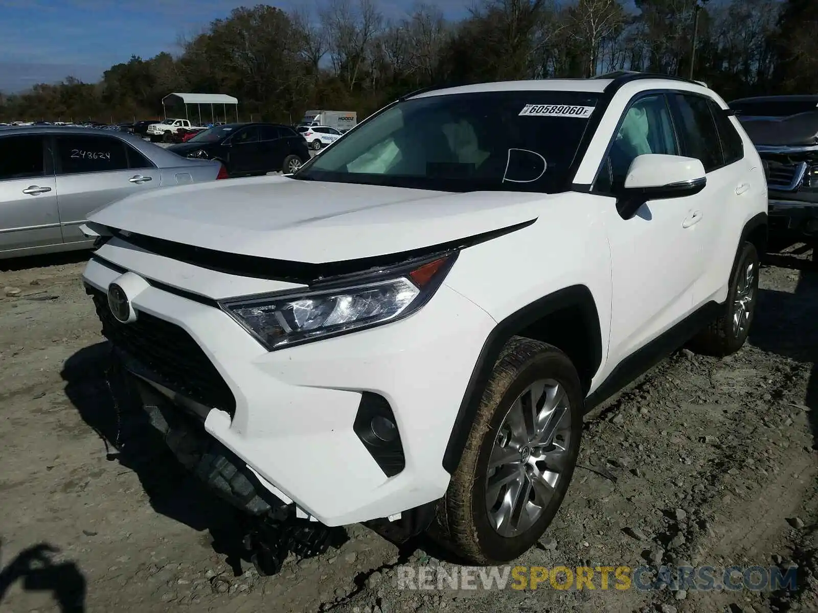 2 Photograph of a damaged car 2T3C1RFV6LC081069 TOYOTA RAV4 2020