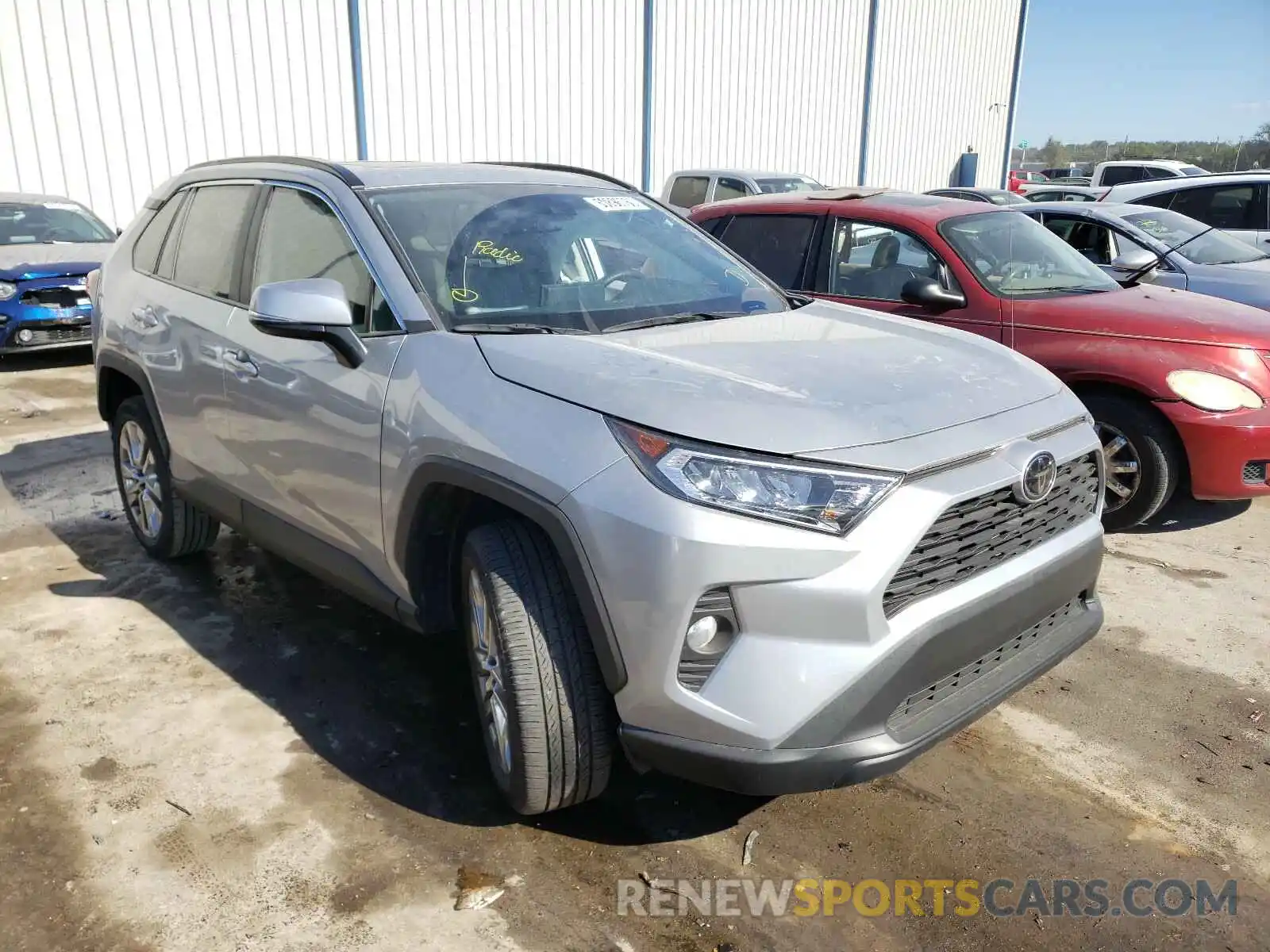 1 Photograph of a damaged car 2T3C1RFV6LW058308 TOYOTA RAV4 2020