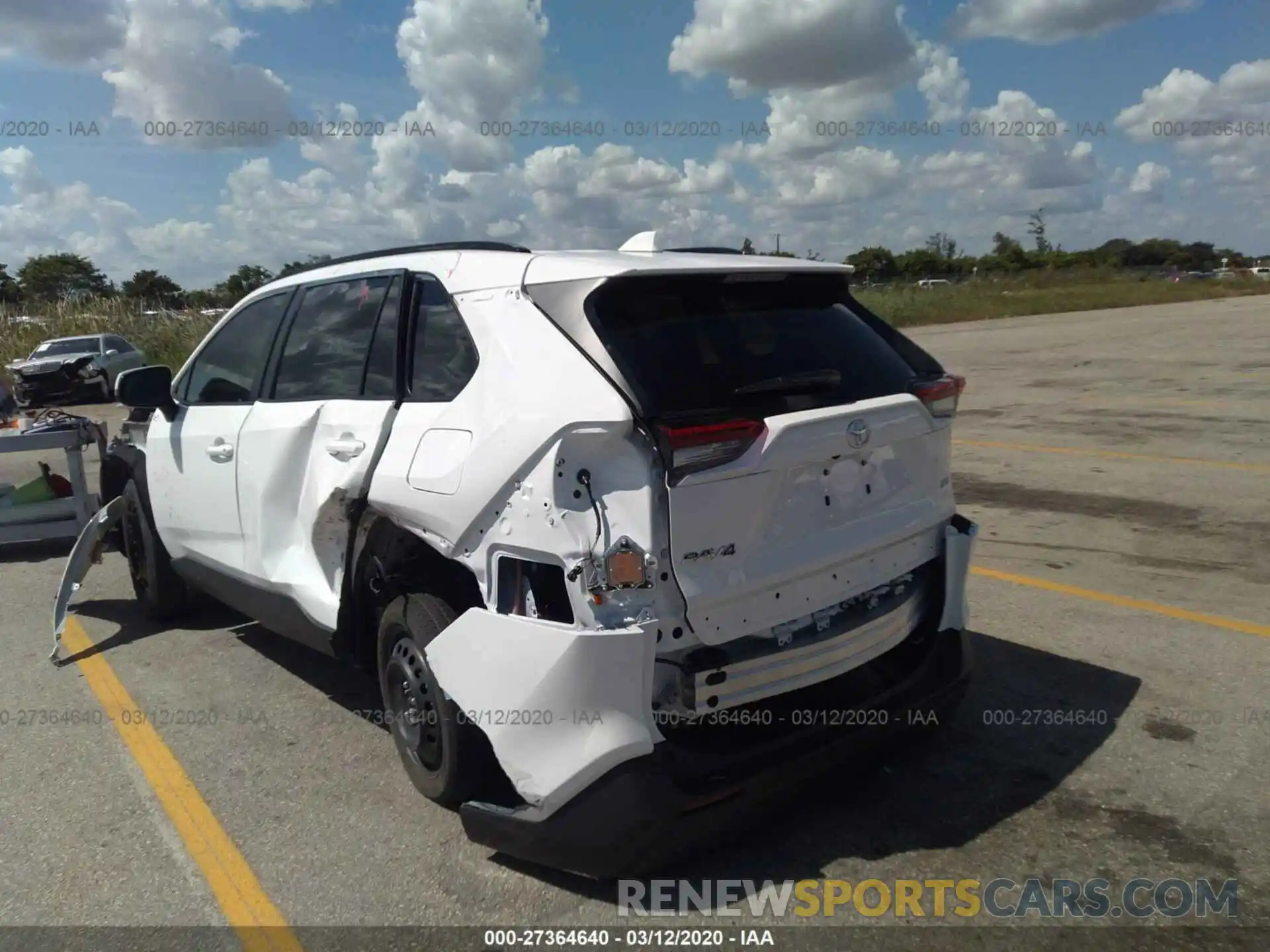 6 Photograph of a damaged car 2T3C1RFV6LW062522 TOYOTA RAV4 2020