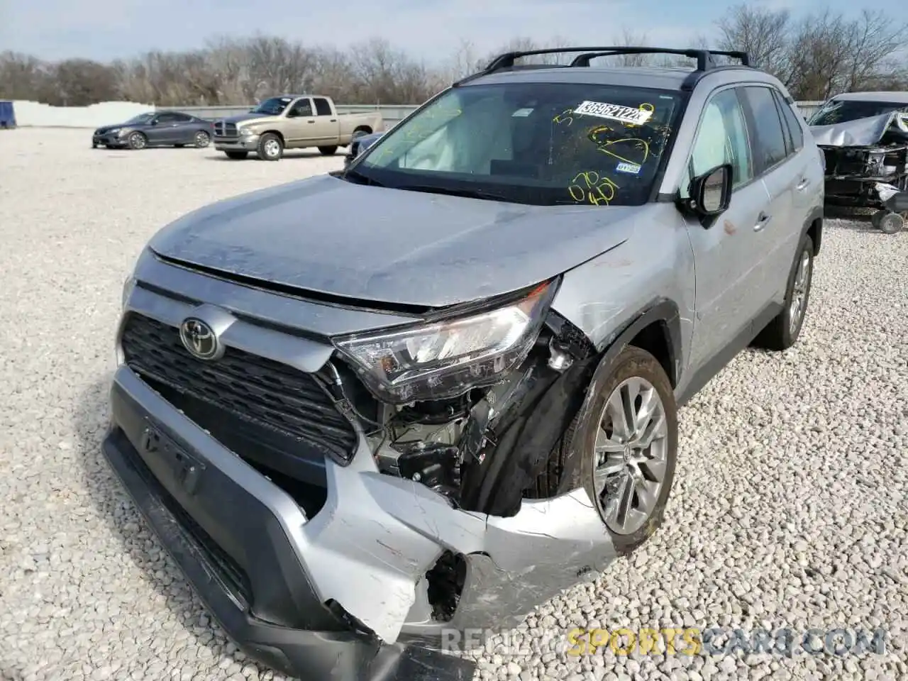 2 Photograph of a damaged car 2T3C1RFV6LW070801 TOYOTA RAV4 2020