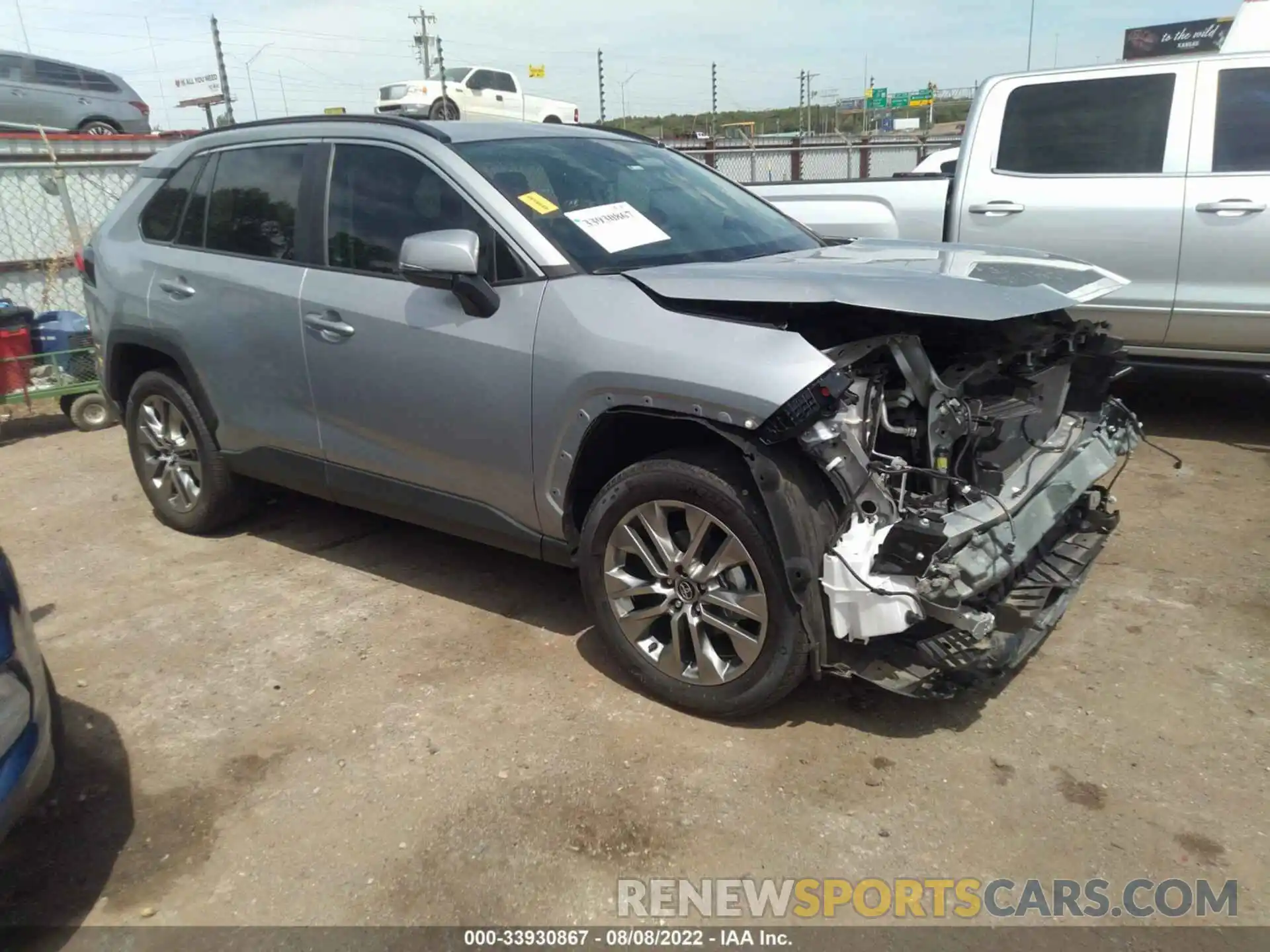 1 Photograph of a damaged car 2T3C1RFV6LW071012 TOYOTA RAV4 2020