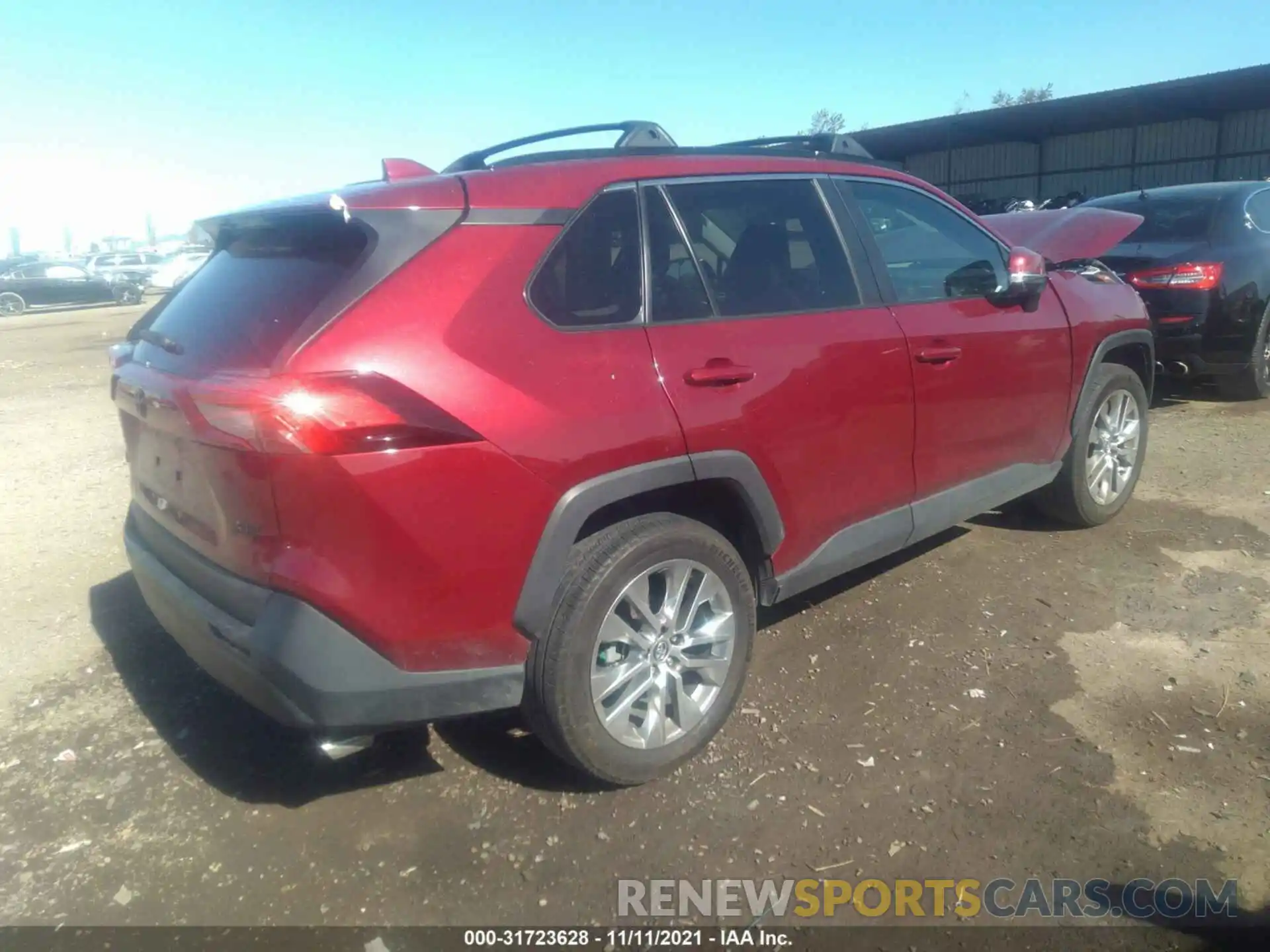 4 Photograph of a damaged car 2T3C1RFV6LW082348 TOYOTA RAV4 2020