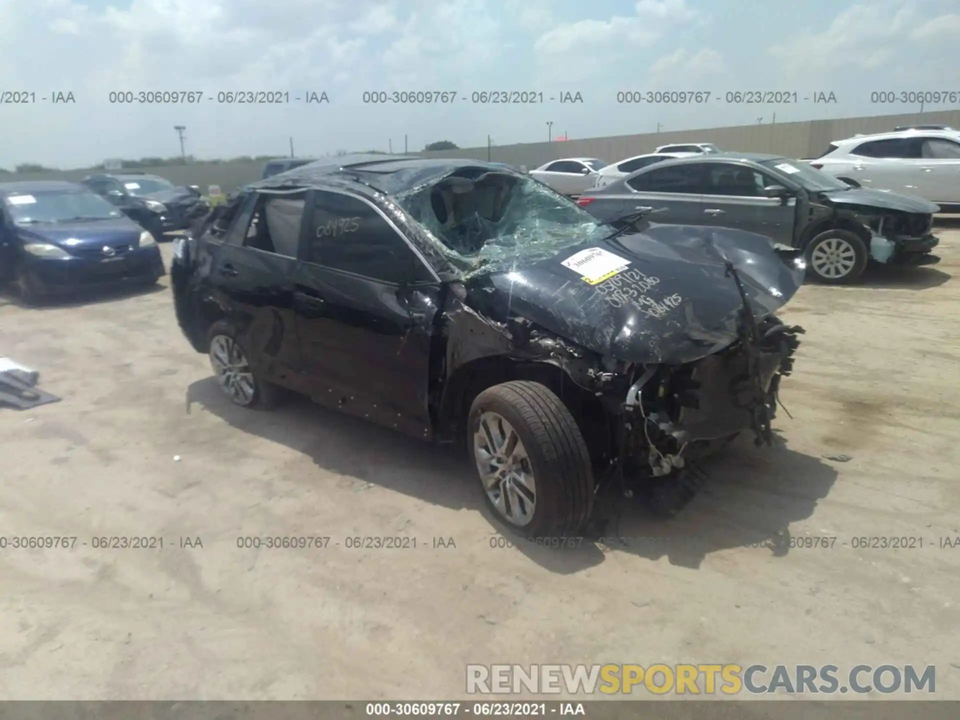 1 Photograph of a damaged car 2T3C1RFV6LW084925 TOYOTA RAV4 2020