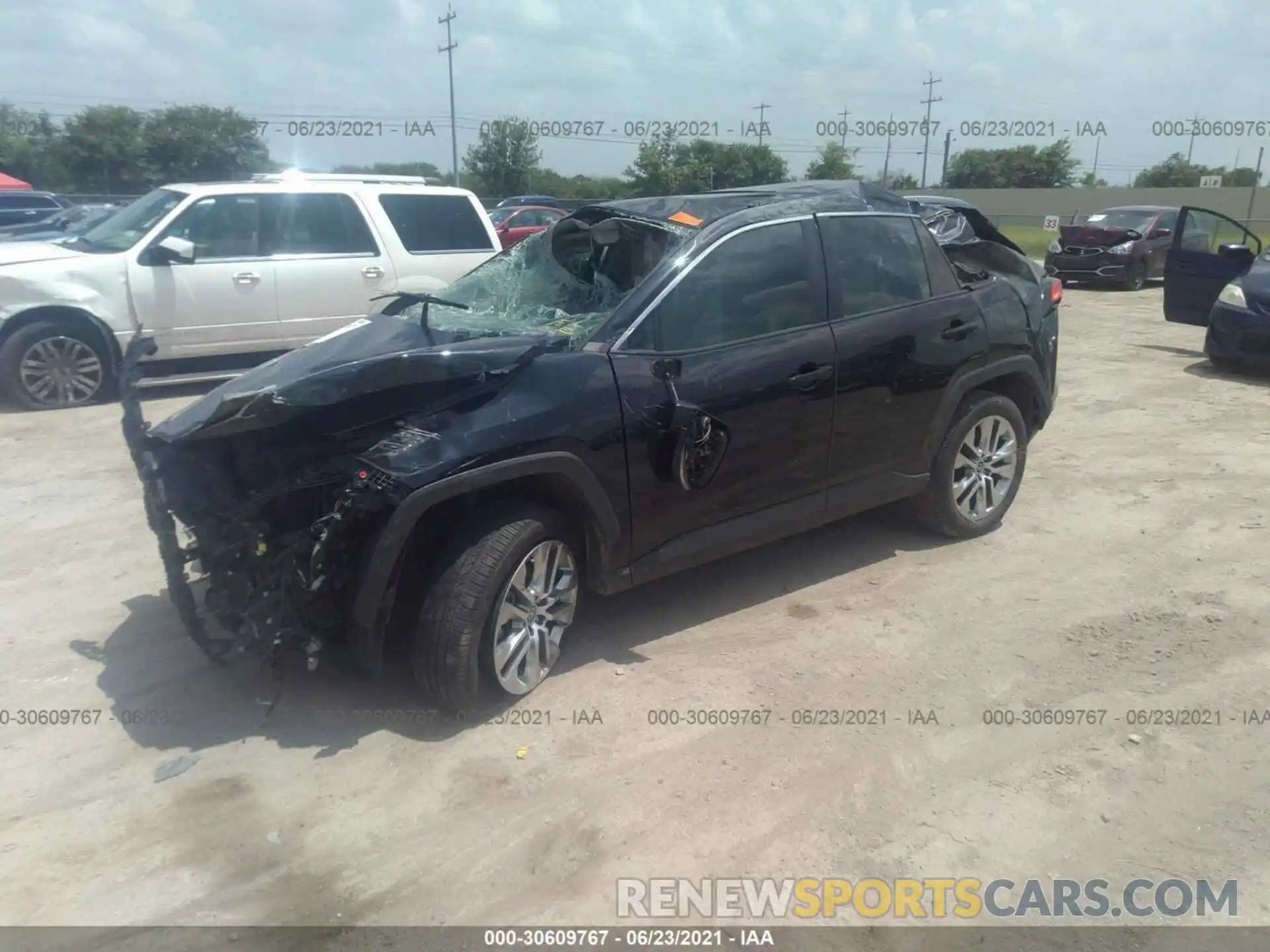 2 Photograph of a damaged car 2T3C1RFV6LW084925 TOYOTA RAV4 2020