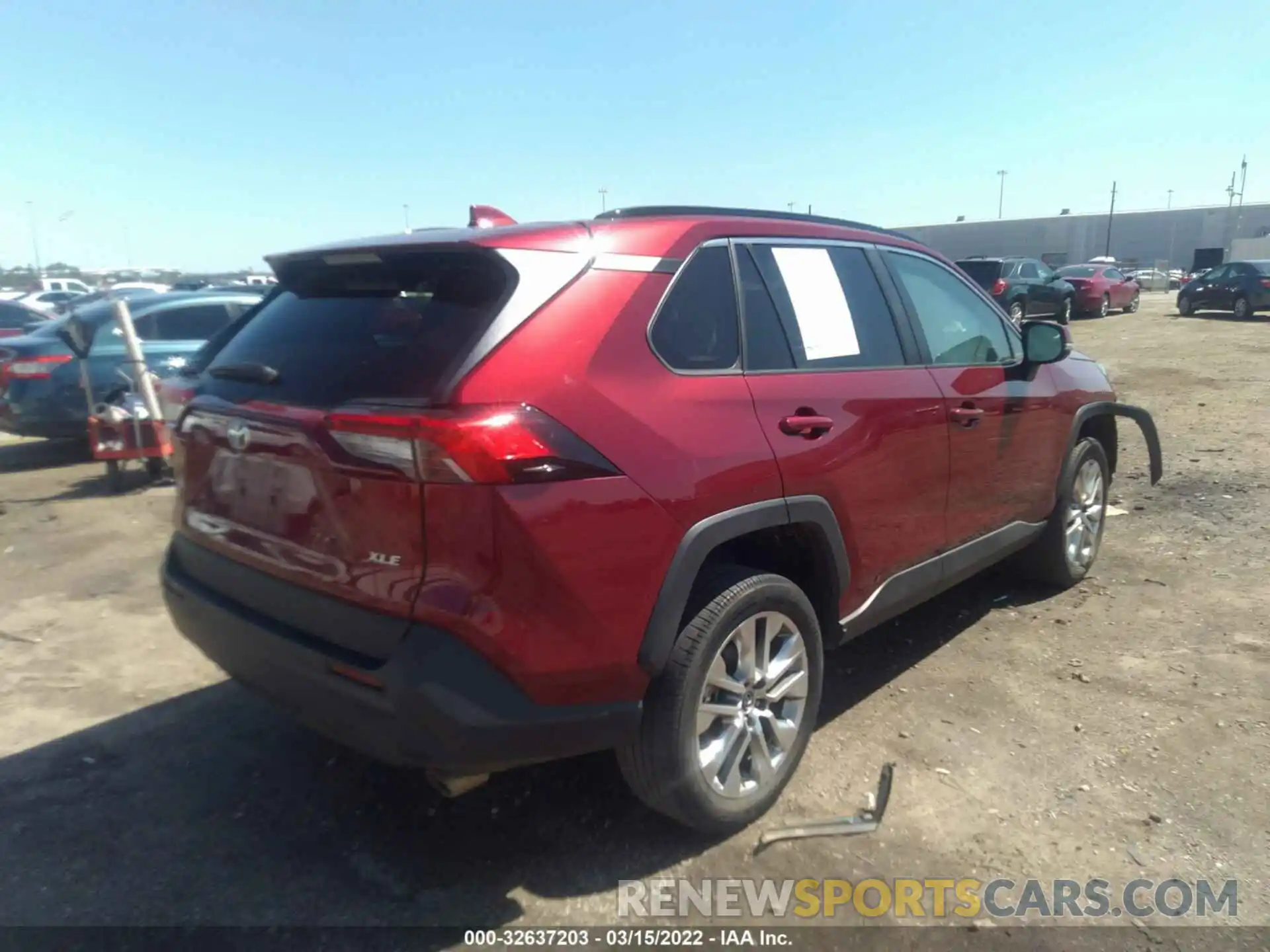 4 Photograph of a damaged car 2T3C1RFV6LW088280 TOYOTA RAV4 2020