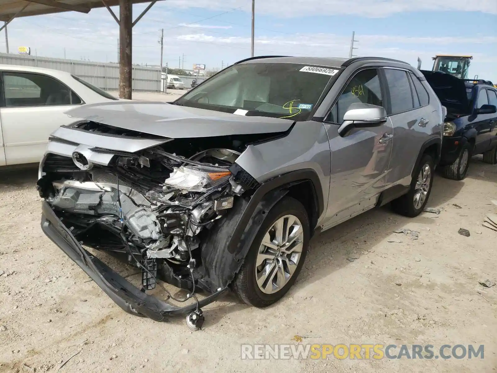 2 Photograph of a damaged car 2T3C1RFV6LW089820 TOYOTA RAV4 2020