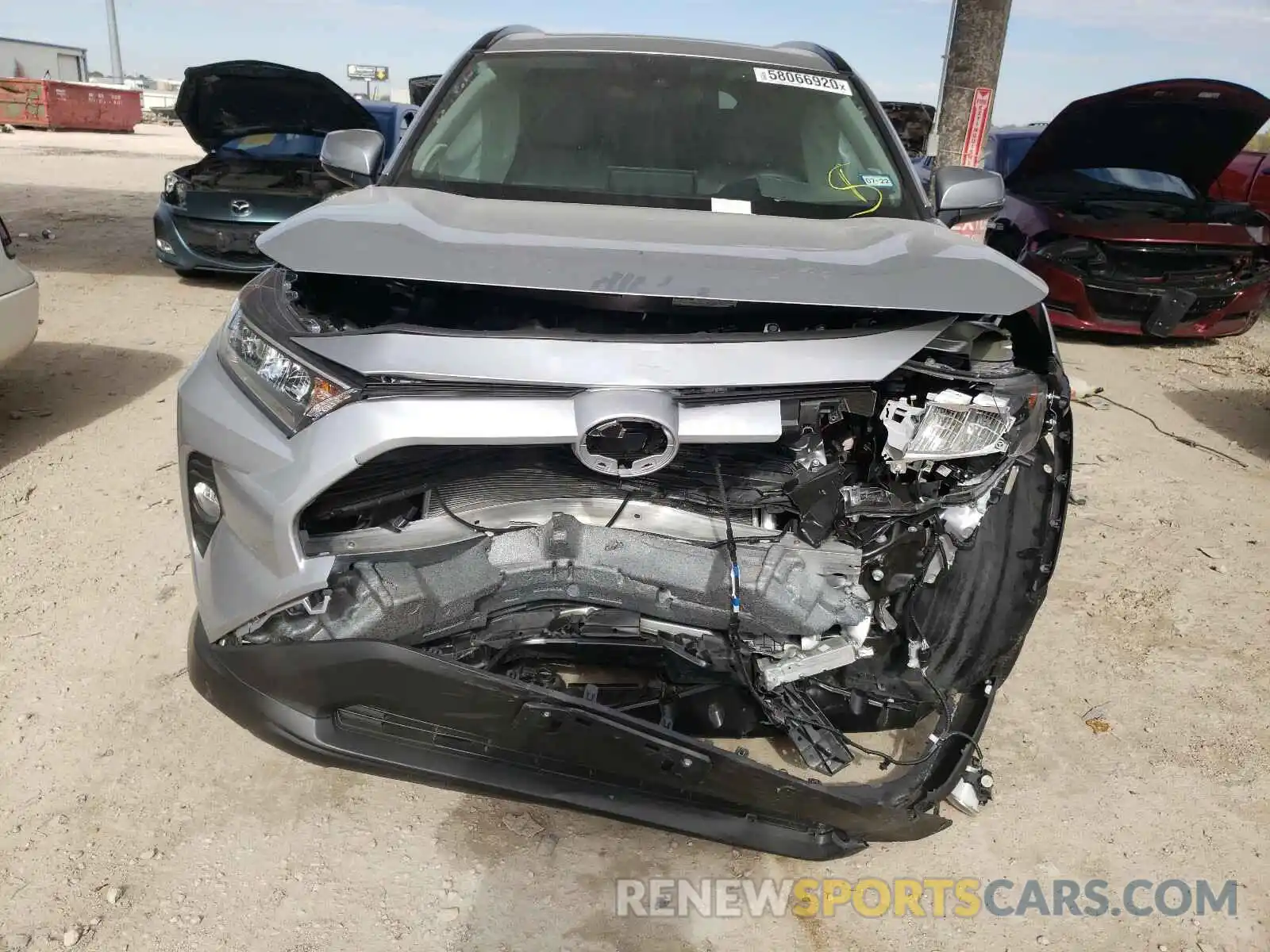 9 Photograph of a damaged car 2T3C1RFV6LW089820 TOYOTA RAV4 2020