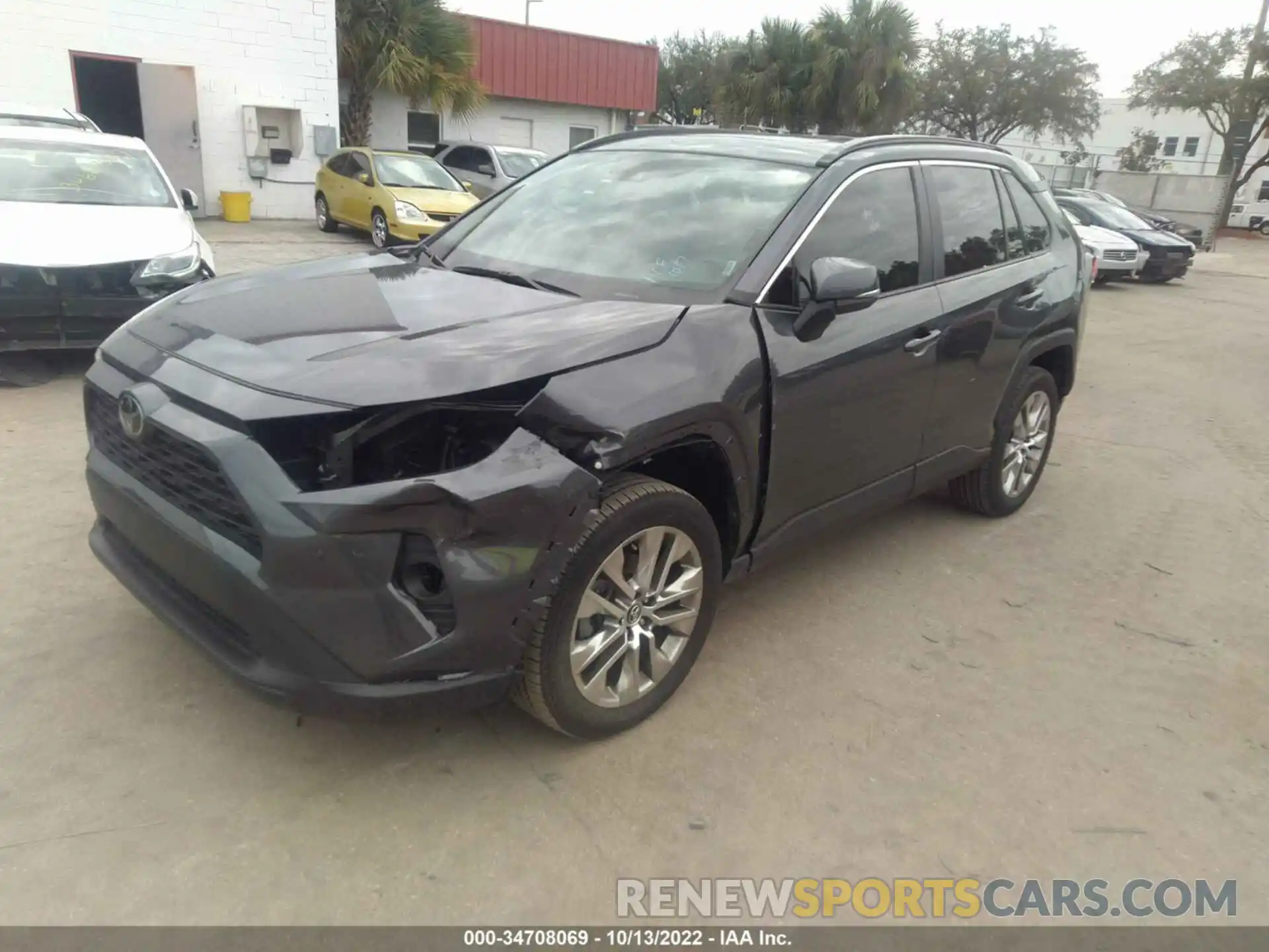 2 Photograph of a damaged car 2T3C1RFV6LW093642 TOYOTA RAV4 2020