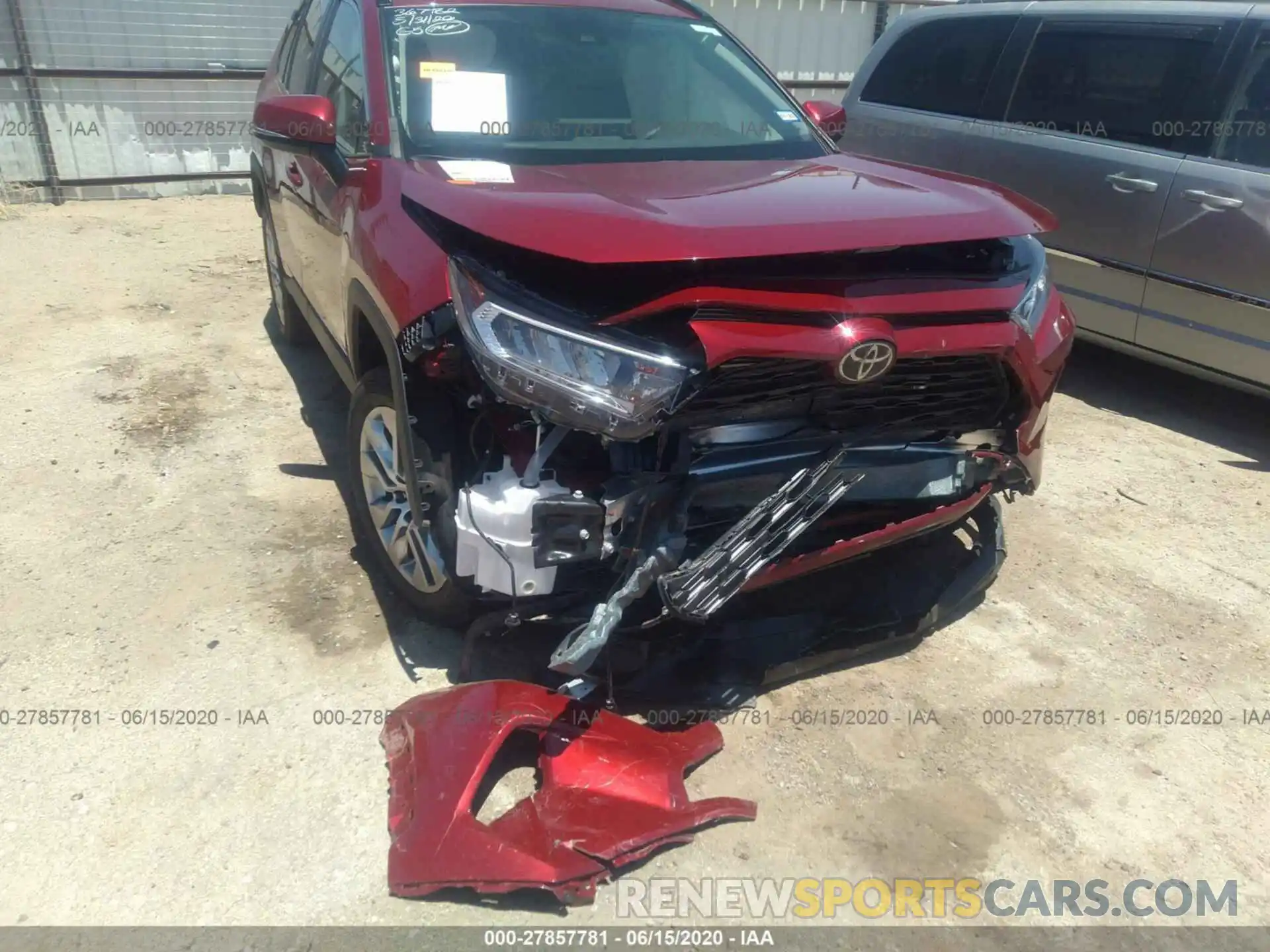 6 Photograph of a damaged car 2T3C1RFV7LC037016 TOYOTA RAV4 2020