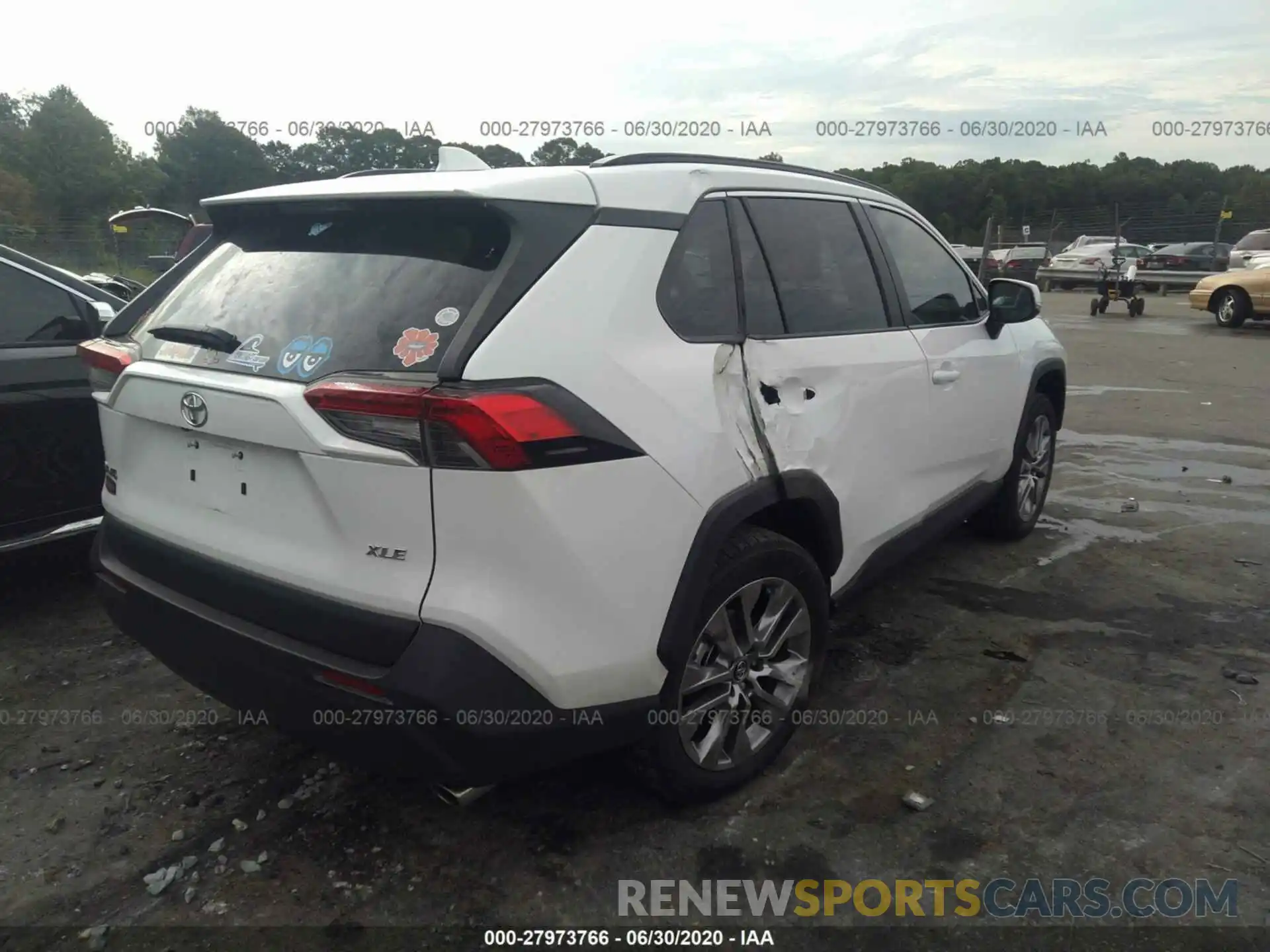 4 Photograph of a damaged car 2T3C1RFV7LC039266 TOYOTA RAV4 2020