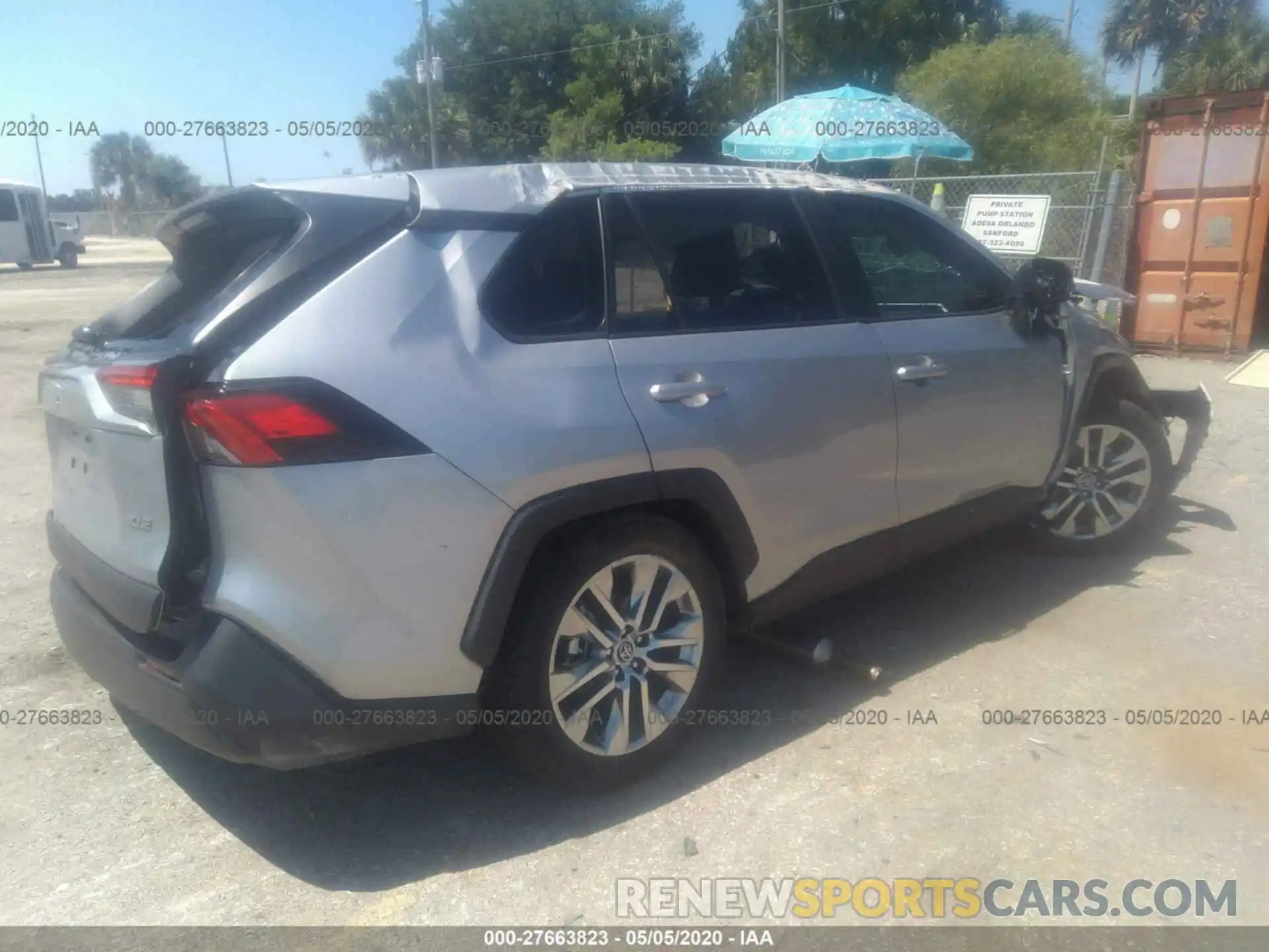 4 Photograph of a damaged car 2T3C1RFV7LC054091 TOYOTA RAV4 2020