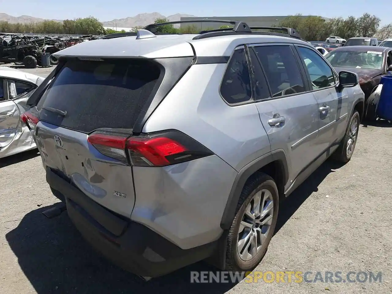 4 Photograph of a damaged car 2T3C1RFV7LC066063 TOYOTA RAV4 2020