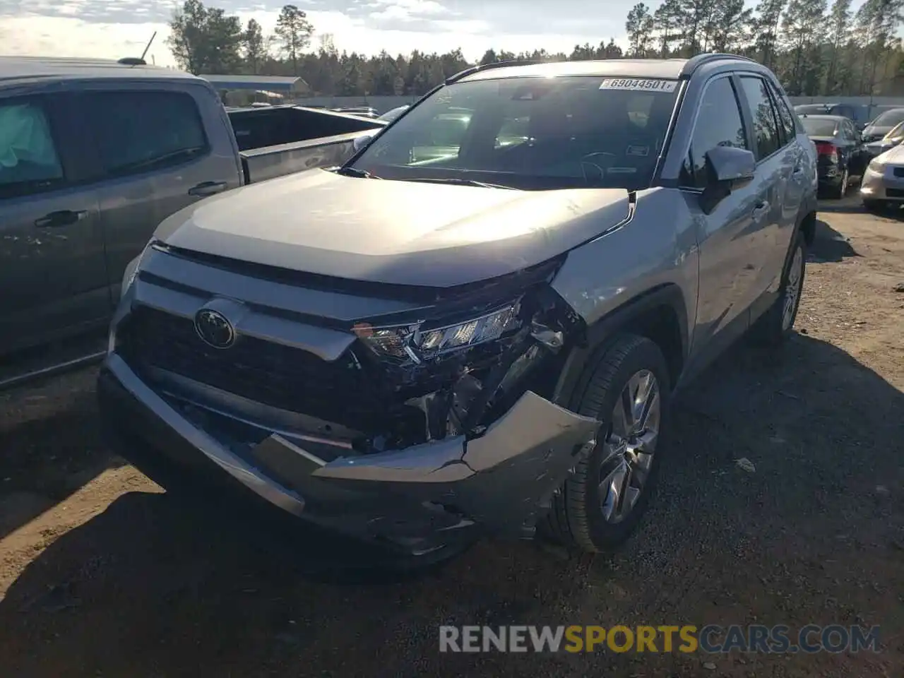 9 Photograph of a damaged car 2T3C1RFV7LC079606 TOYOTA RAV4 2020