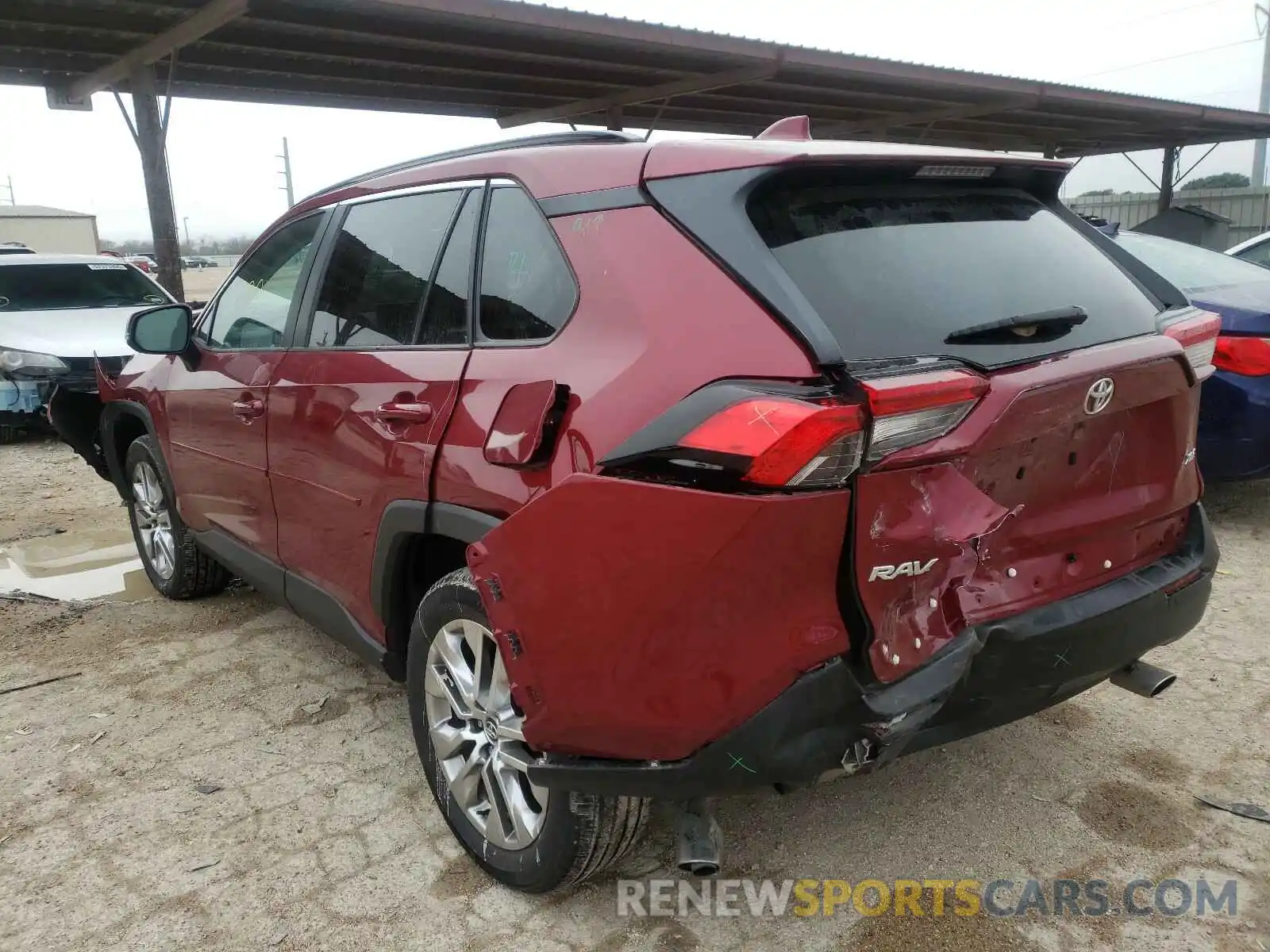 3 Photograph of a damaged car 2T3C1RFV7LW076381 TOYOTA RAV4 2020