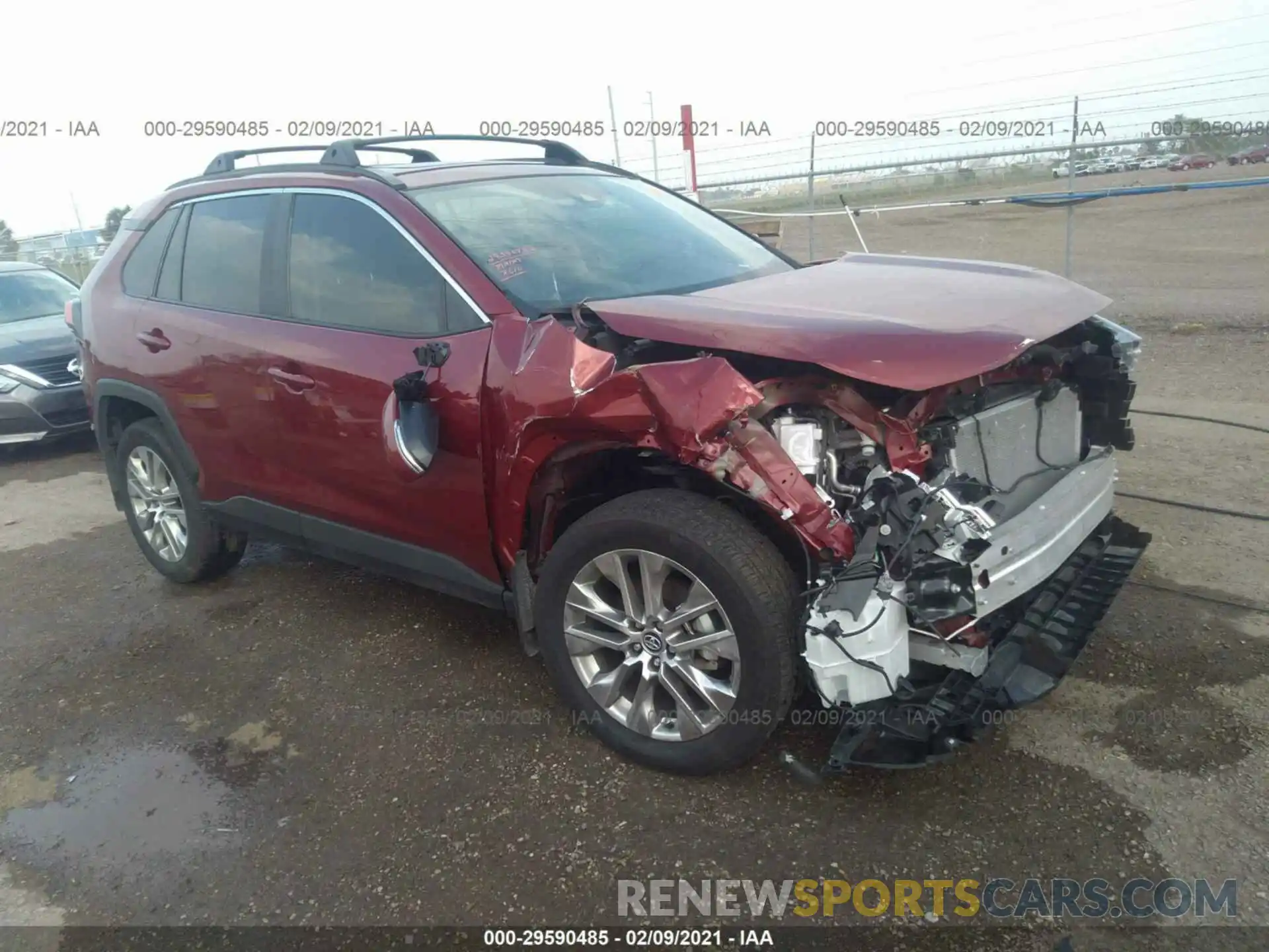 1 Photograph of a damaged car 2T3C1RFV7LW082021 TOYOTA RAV4 2020