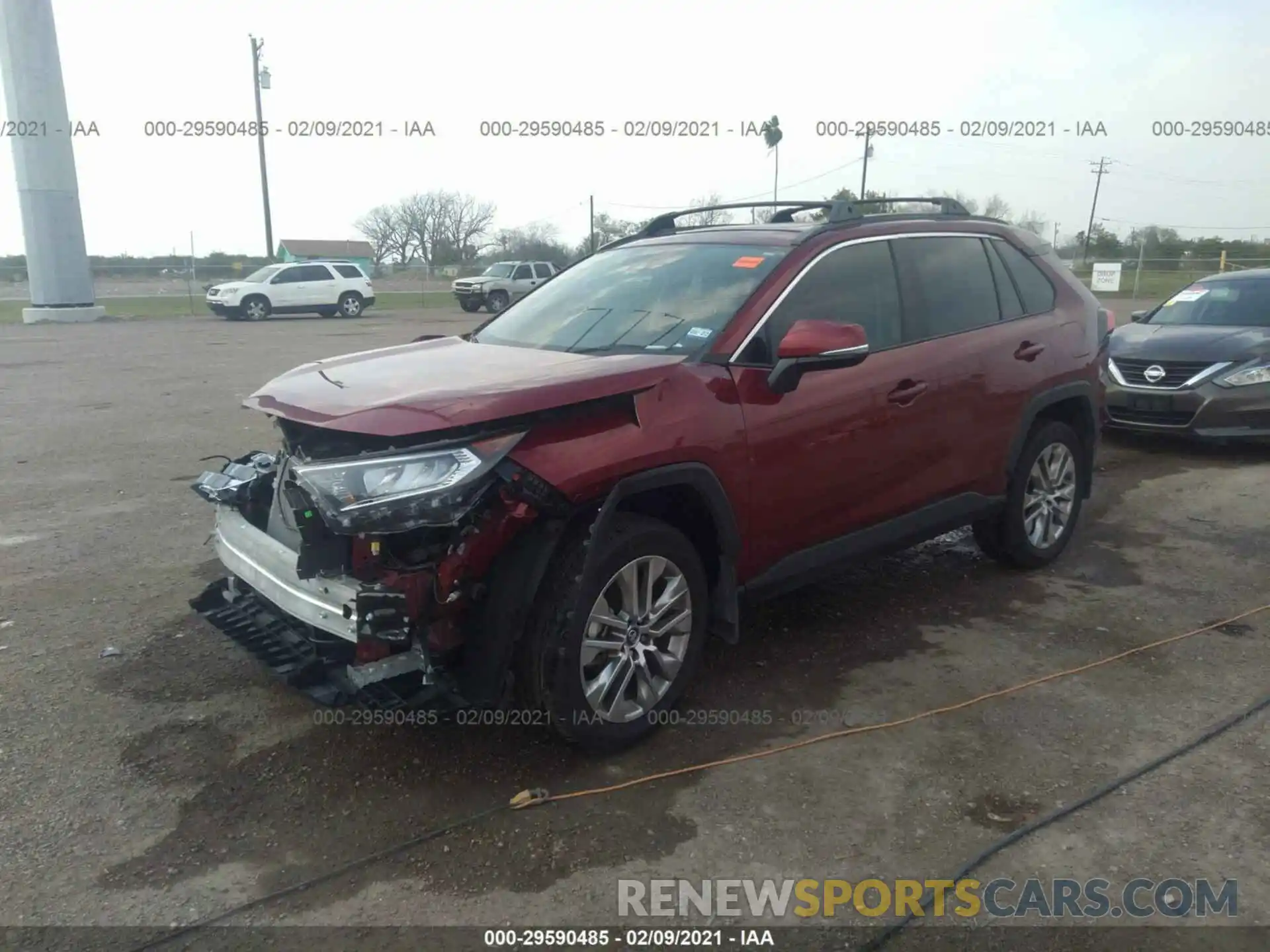 2 Photograph of a damaged car 2T3C1RFV7LW082021 TOYOTA RAV4 2020