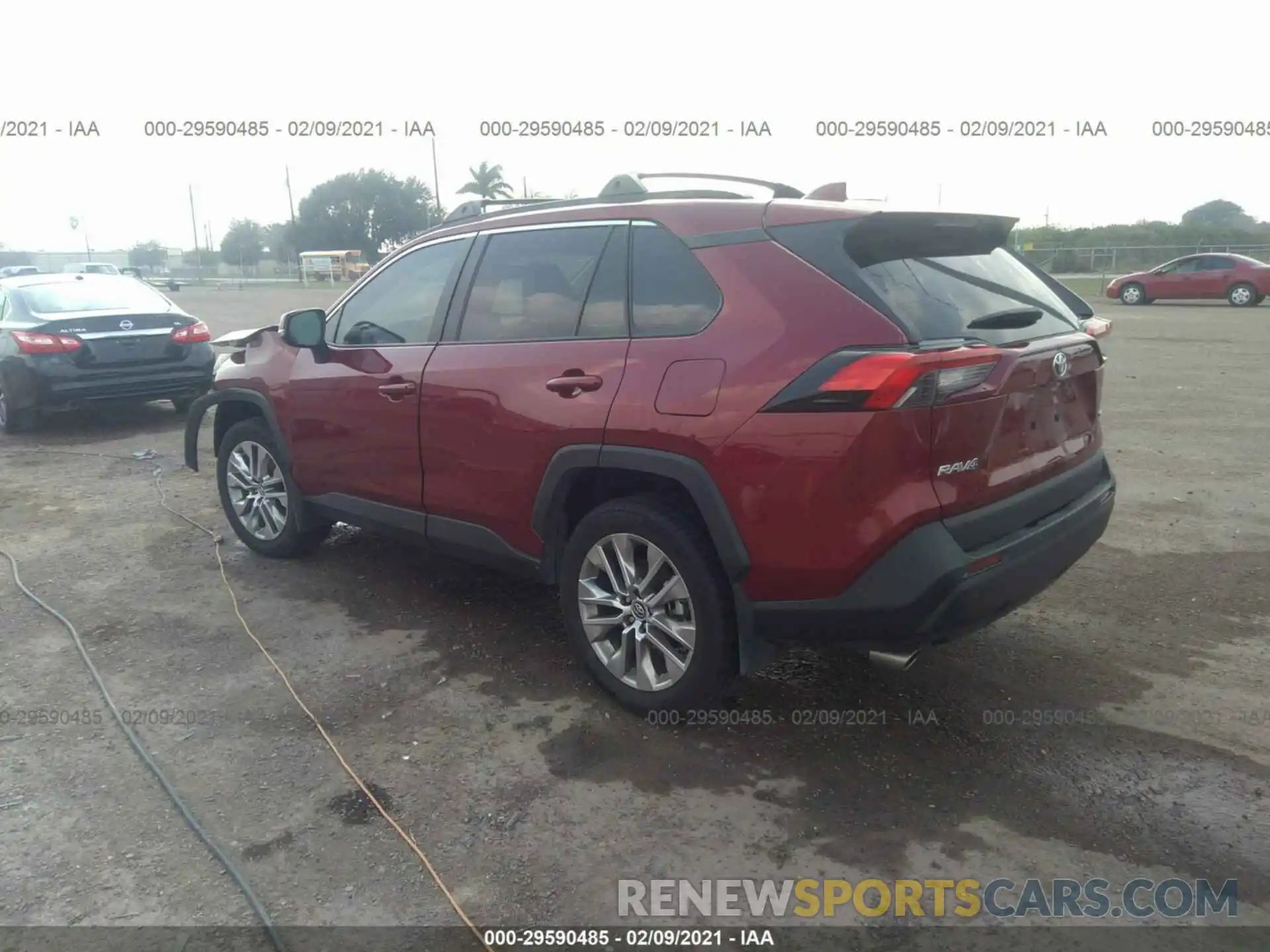 3 Photograph of a damaged car 2T3C1RFV7LW082021 TOYOTA RAV4 2020