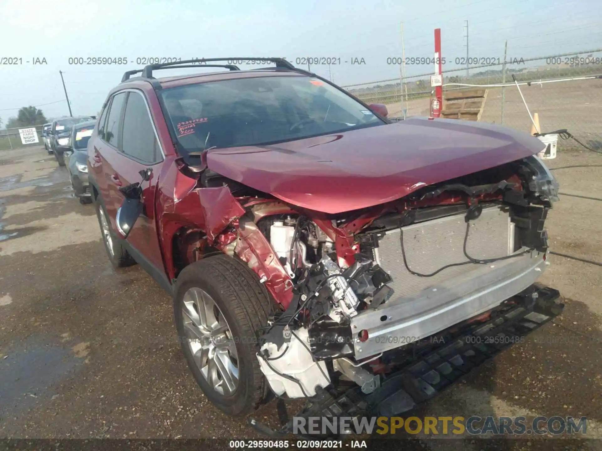 6 Photograph of a damaged car 2T3C1RFV7LW082021 TOYOTA RAV4 2020