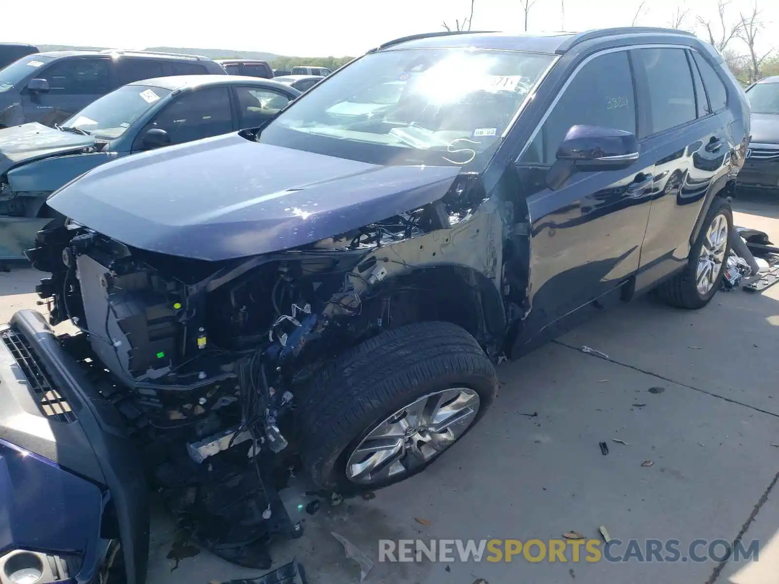 9 Photograph of a damaged car 2T3C1RFV7LW087588 TOYOTA RAV4 2020