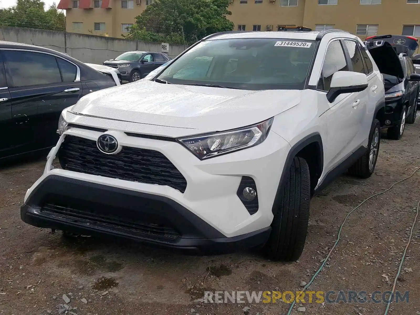 2 Photograph of a damaged car 2T3C1RFV8LW062571 TOYOTA RAV4 2020