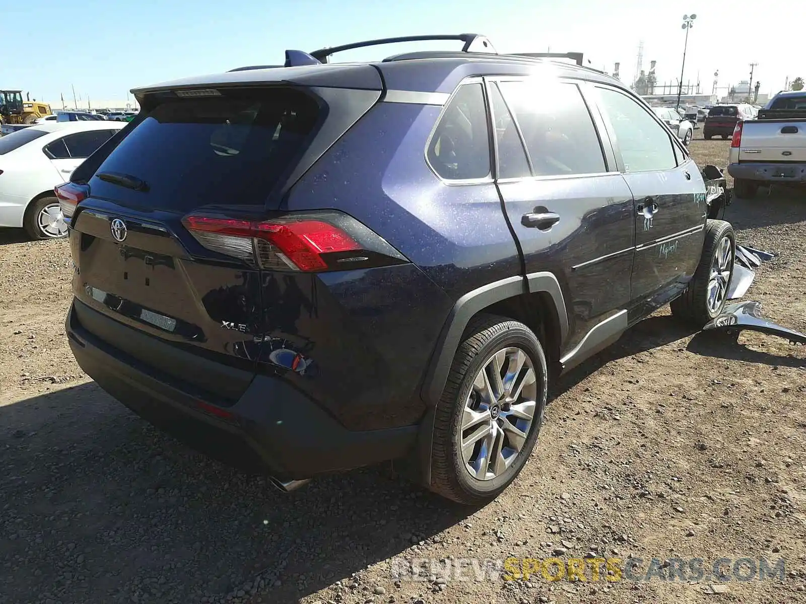 4 Photograph of a damaged car 2T3C1RFV9LW060456 TOYOTA RAV4 2020