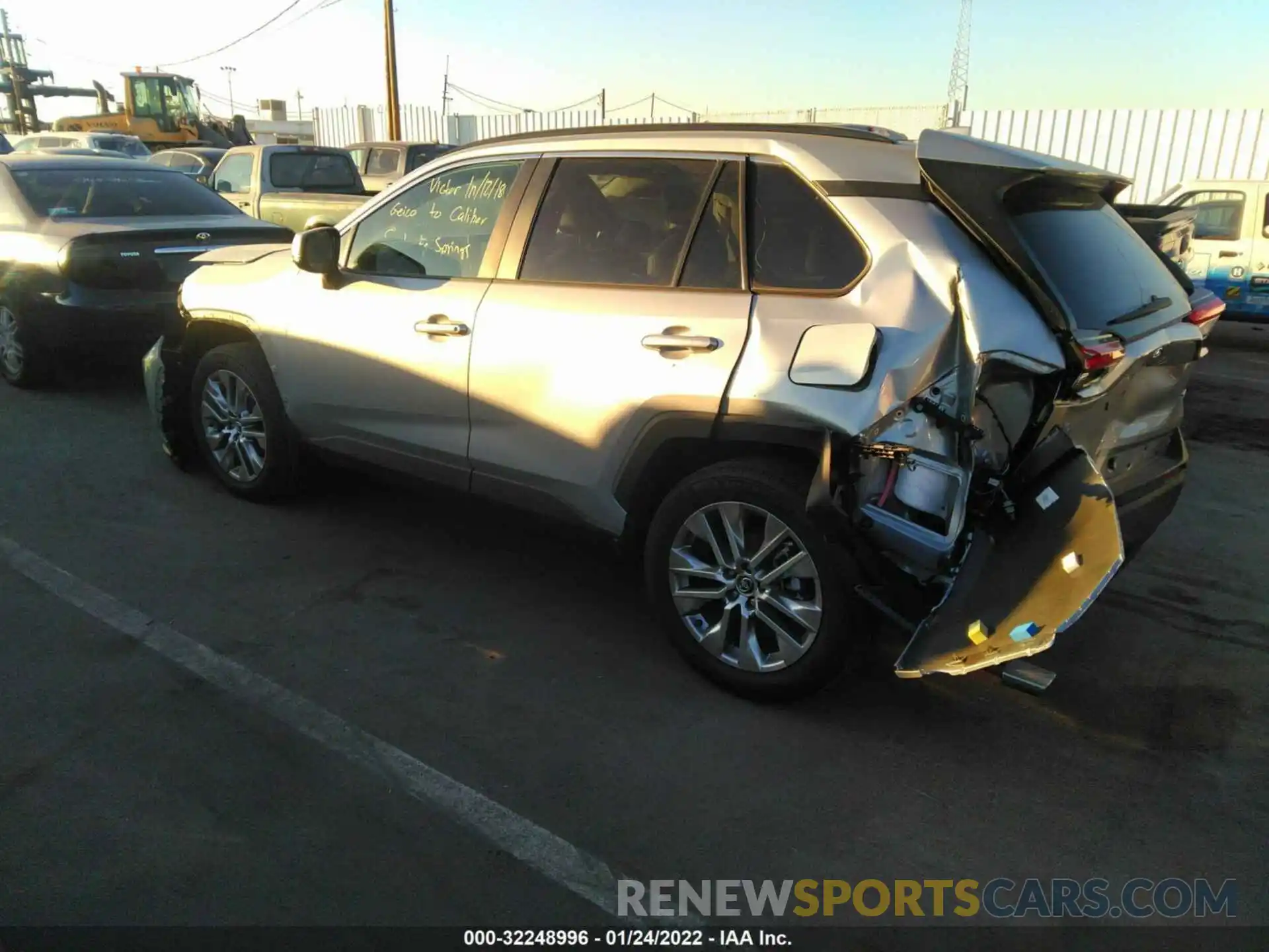 3 Photograph of a damaged car 2T3C1RFV9LW082361 TOYOTA RAV4 2020