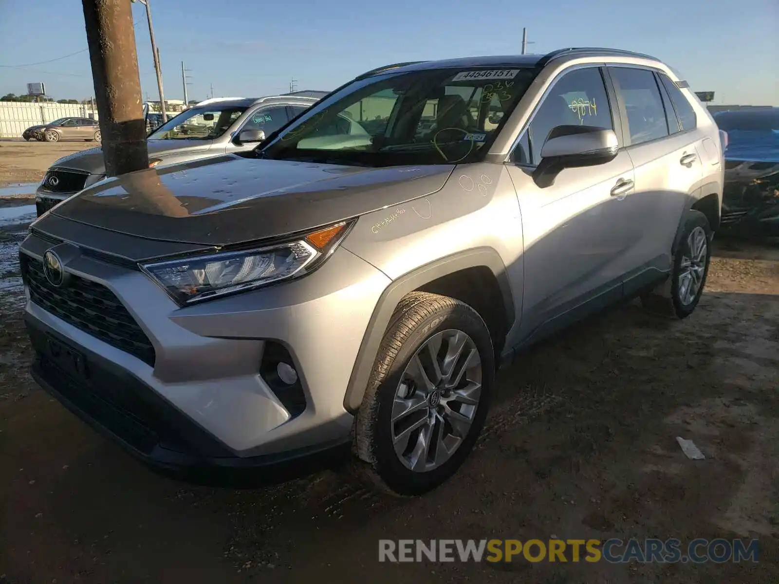 2 Photograph of a damaged car 2T3C1RFVXLC036393 TOYOTA RAV4 2020