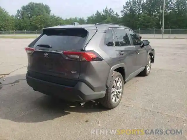 4 Photograph of a damaged car 2T3C1RFVXLC042677 TOYOTA RAV4 2020