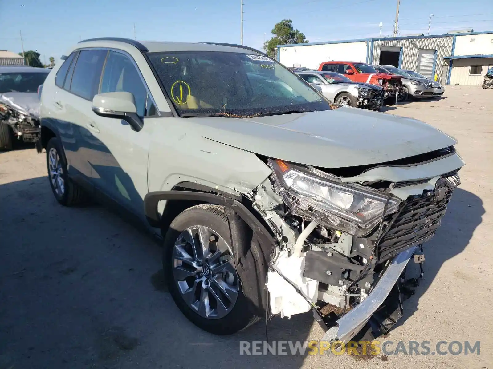 1 Photograph of a damaged car 2T3C1RFVXLC068891 TOYOTA RAV4 2020