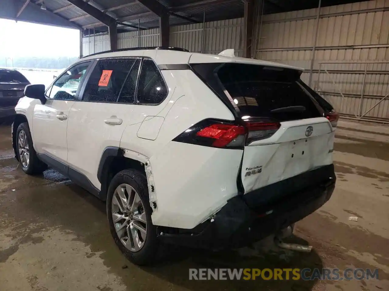 3 Photograph of a damaged car 2T3C1RFVXLW076486 TOYOTA RAV4 2020