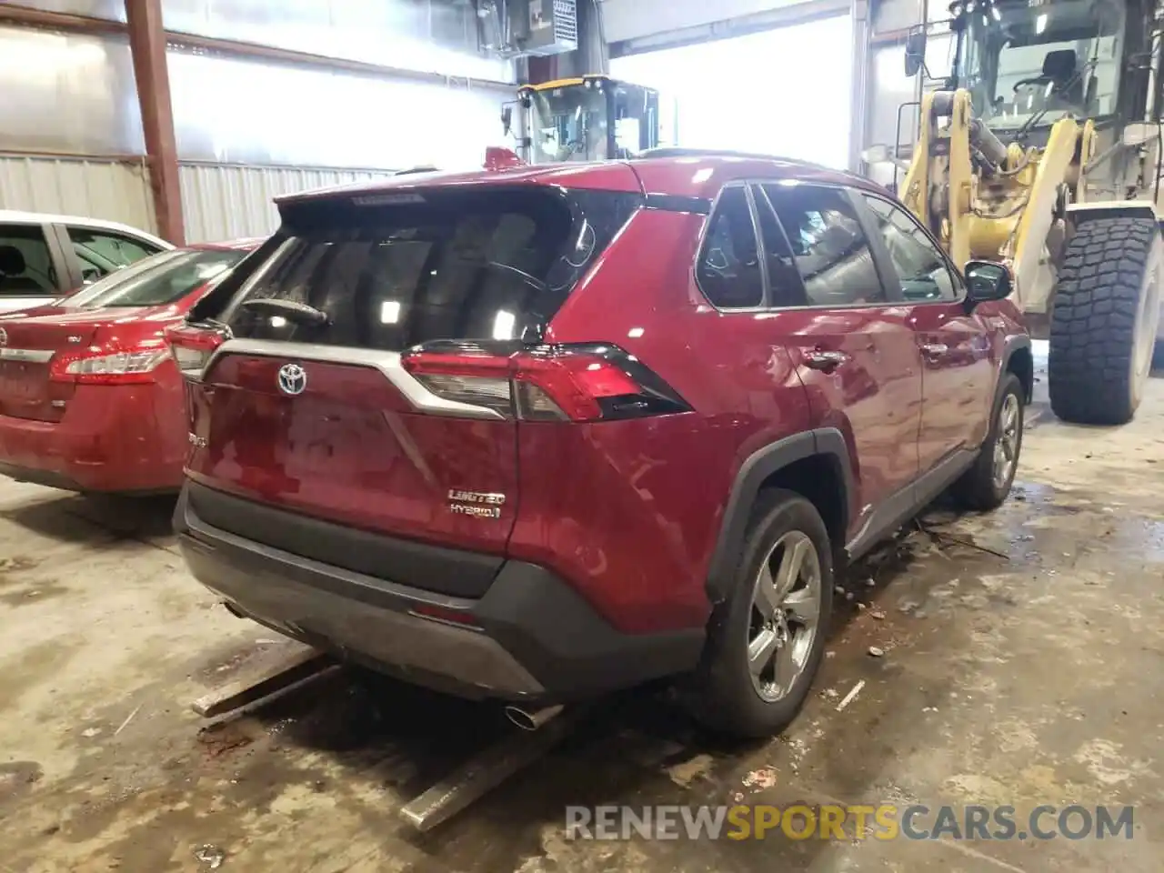 4 Photograph of a damaged car 2T3DWRFV0LW070461 TOYOTA RAV4 2020