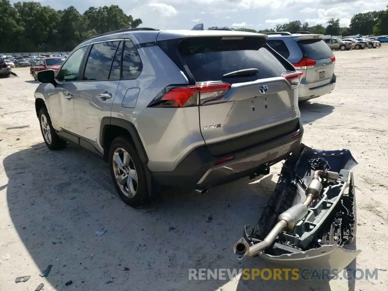 3 Photograph of a damaged car 2T3DWRFV1LW053832 TOYOTA RAV4 2020