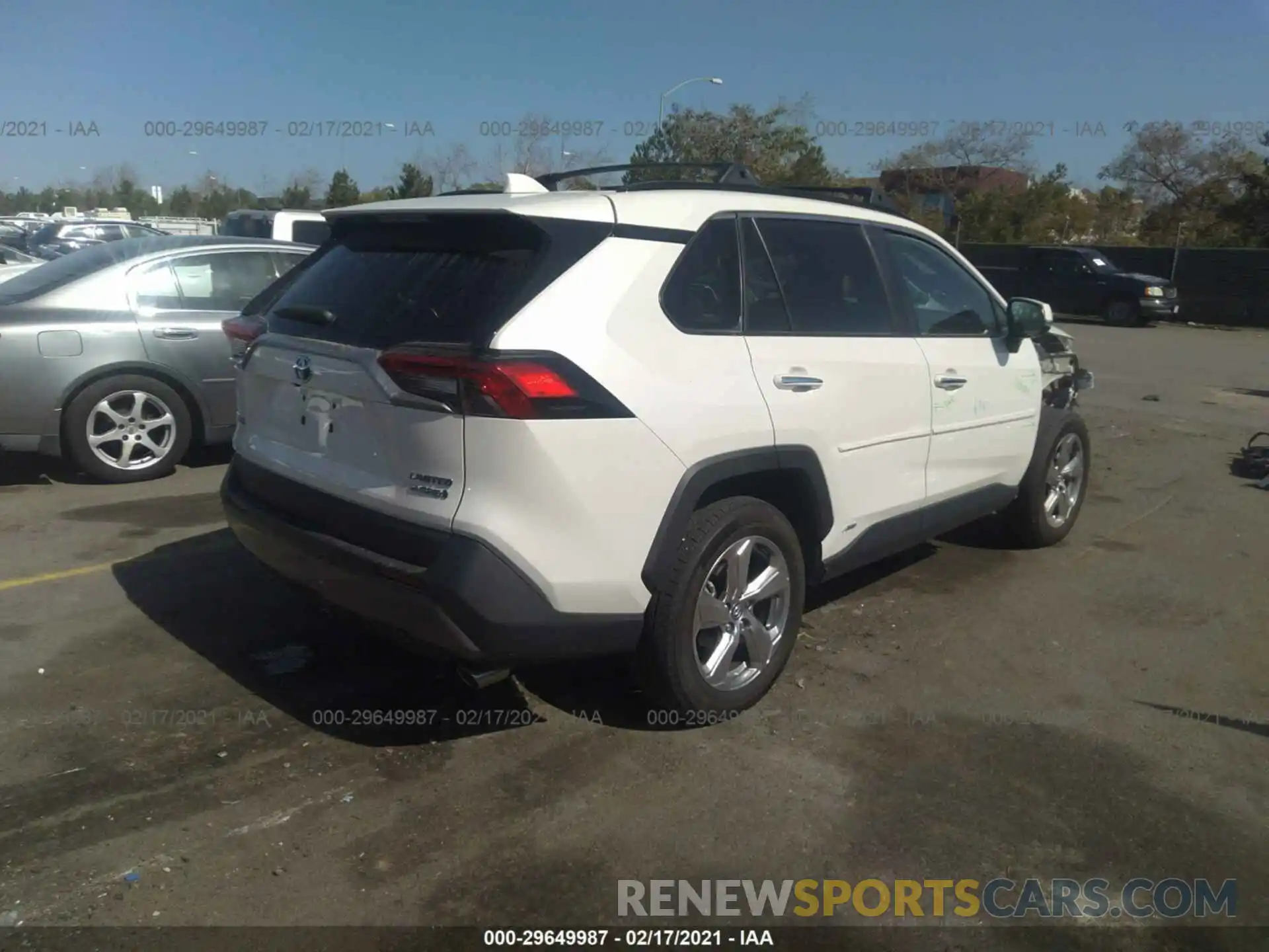 4 Photograph of a damaged car 2T3DWRFV1LW053894 TOYOTA RAV4 2020