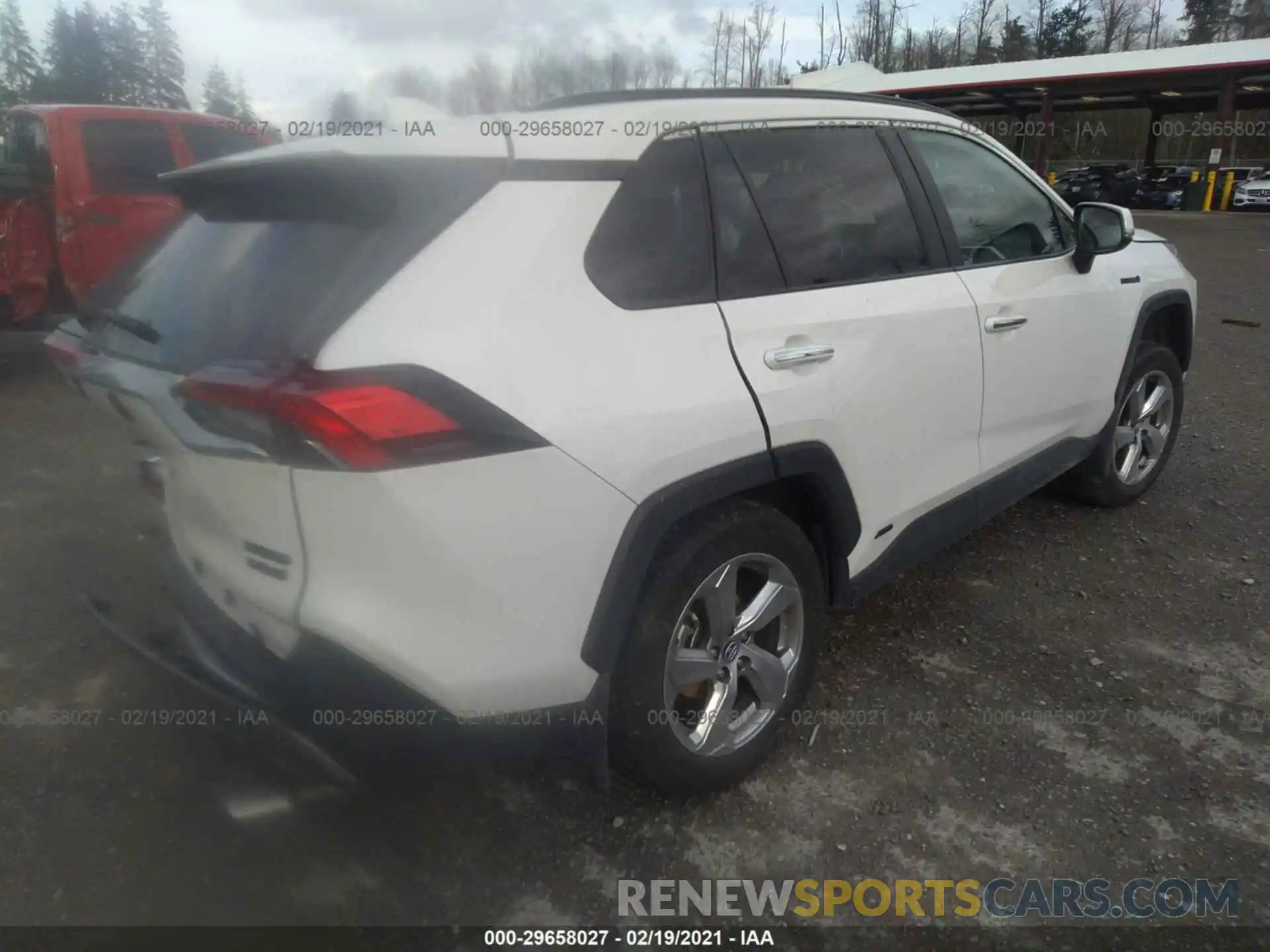 4 Photograph of a damaged car 2T3DWRFV1LW060957 TOYOTA RAV4 2020