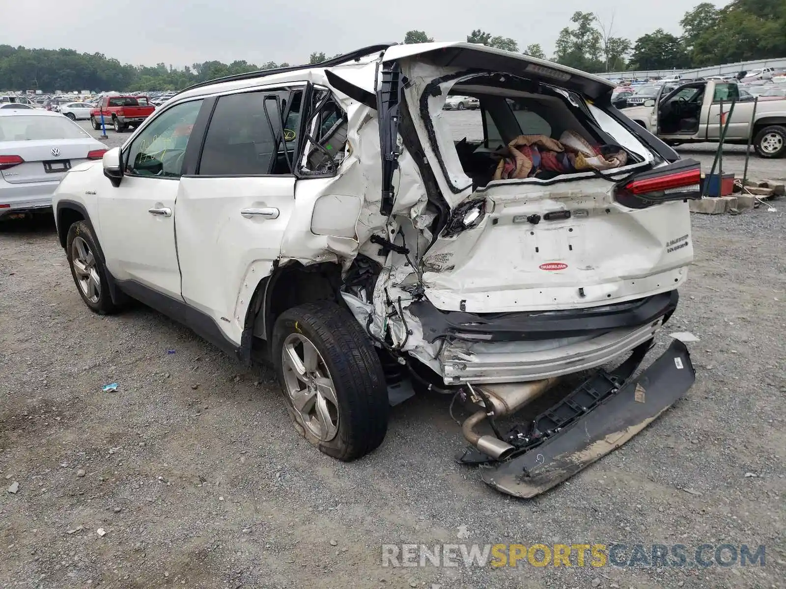 3 Photograph of a damaged car 2T3DWRFV2LW051930 TOYOTA RAV4 2020