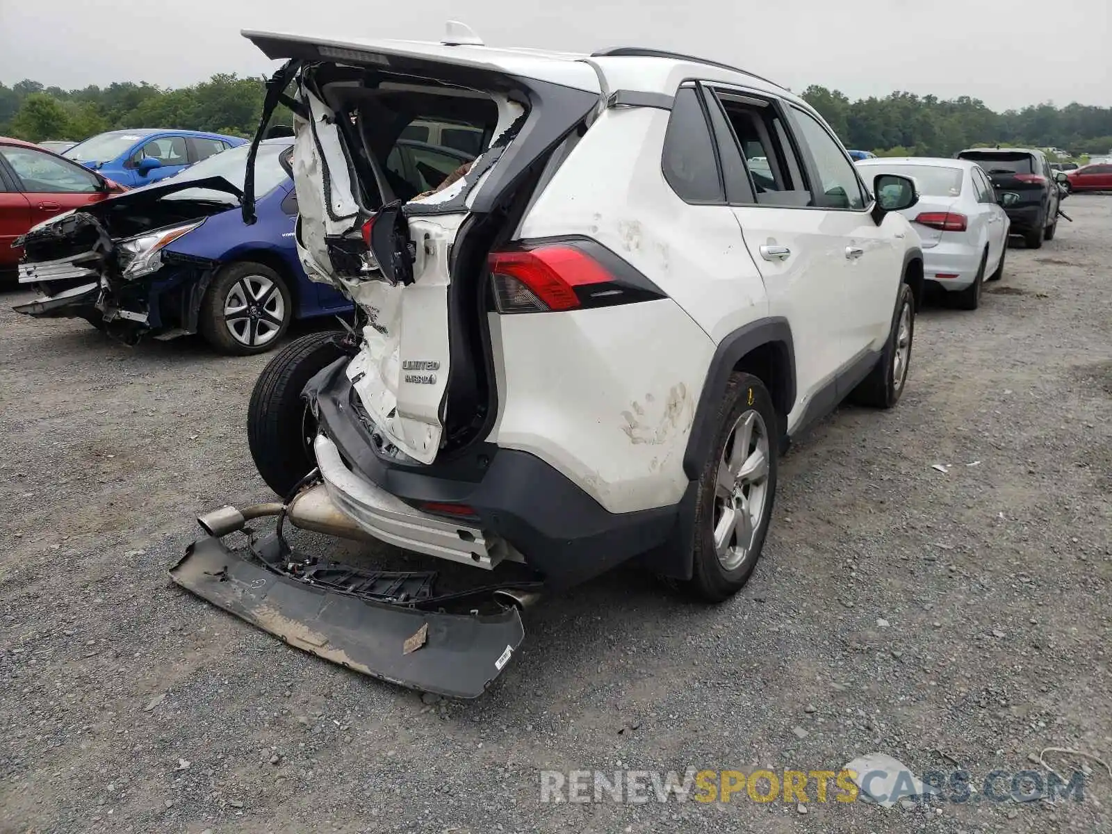 4 Photograph of a damaged car 2T3DWRFV2LW051930 TOYOTA RAV4 2020