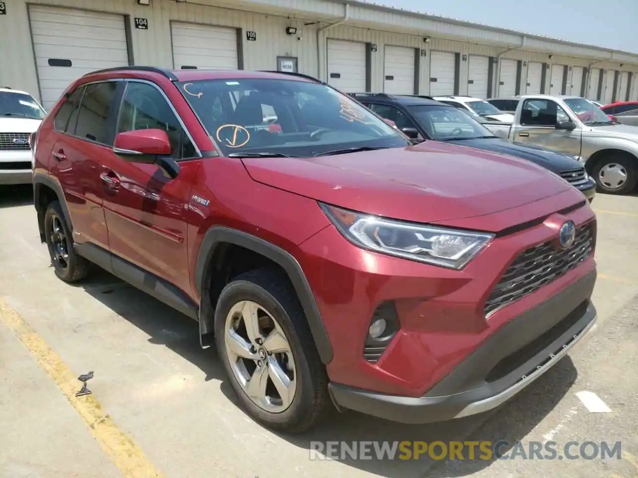 1 Photograph of a damaged car 2T3DWRFV2LW073815 TOYOTA RAV4 2020