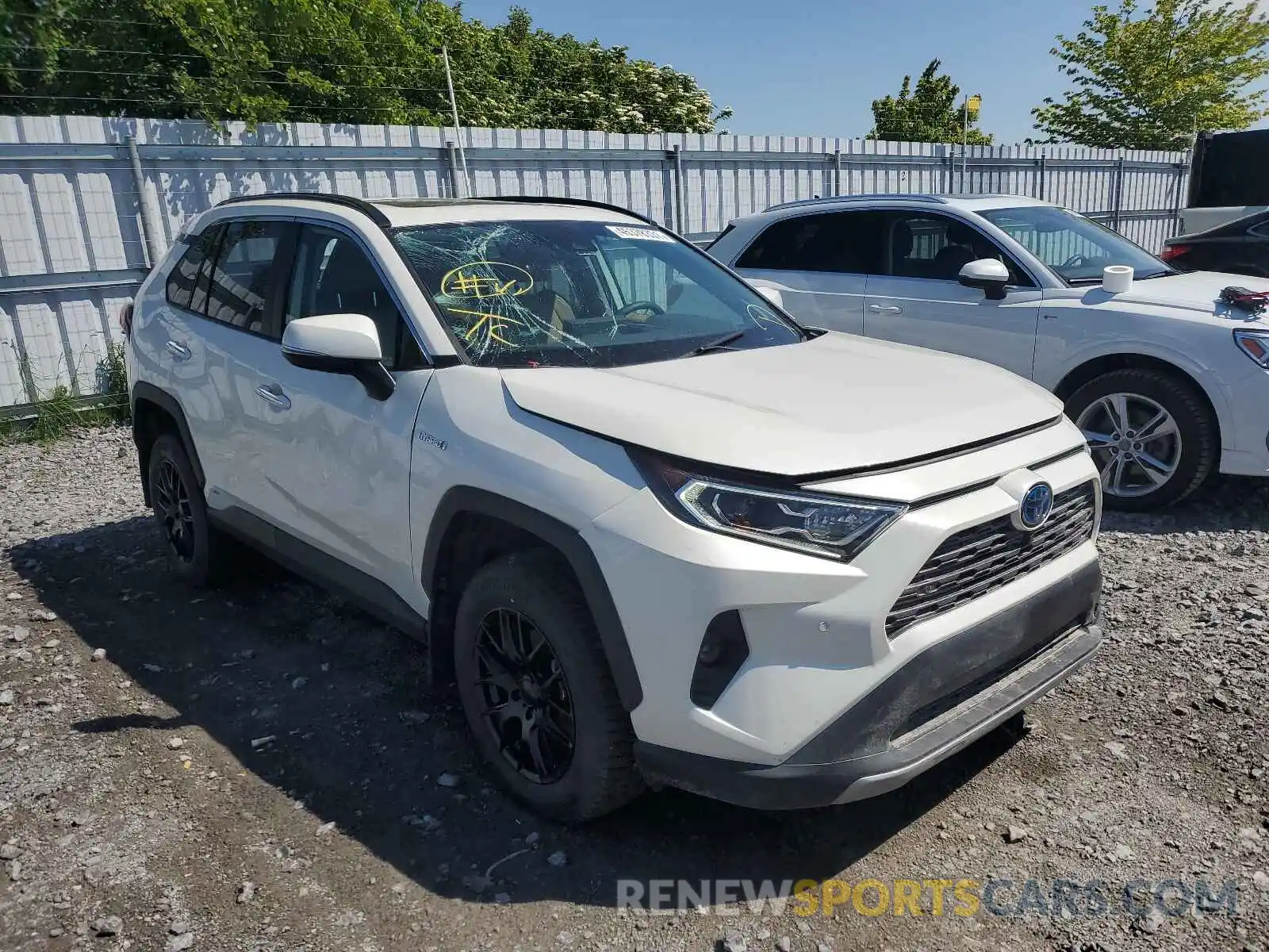 1 Photograph of a damaged car 2T3DWRFV2LW097743 TOYOTA RAV4 2020