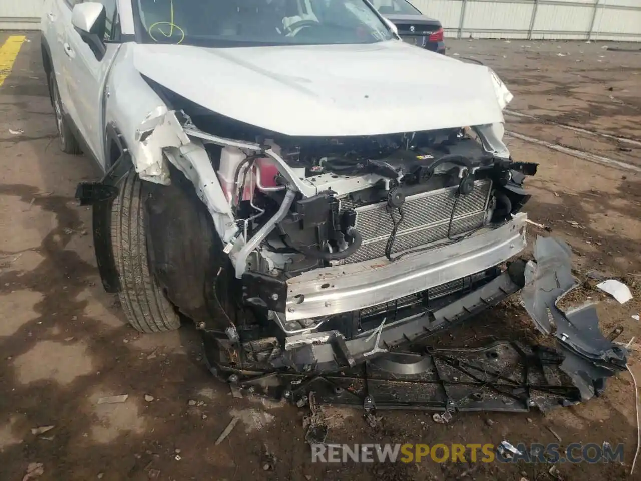 9 Photograph of a damaged car 2T3DWRFV3LW076786 TOYOTA RAV4 2020