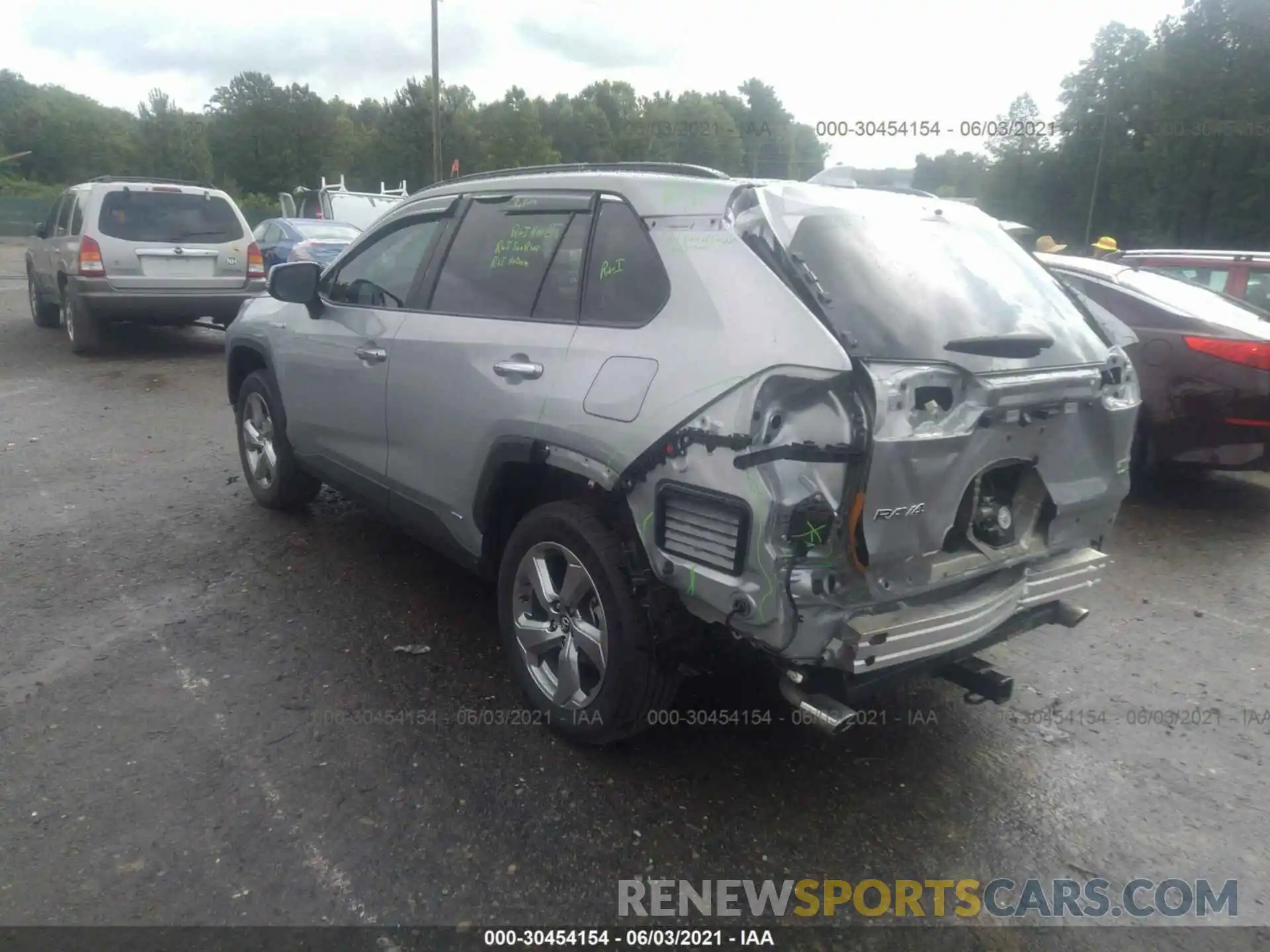 3 Photograph of a damaged car 2T3DWRFV4LW070298 TOYOTA RAV4 2020