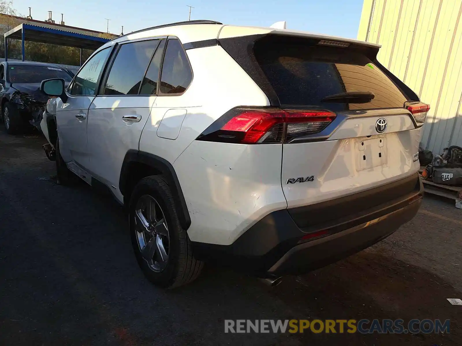 3 Photograph of a damaged car 2T3DWRFV5LW050397 TOYOTA RAV4 2020