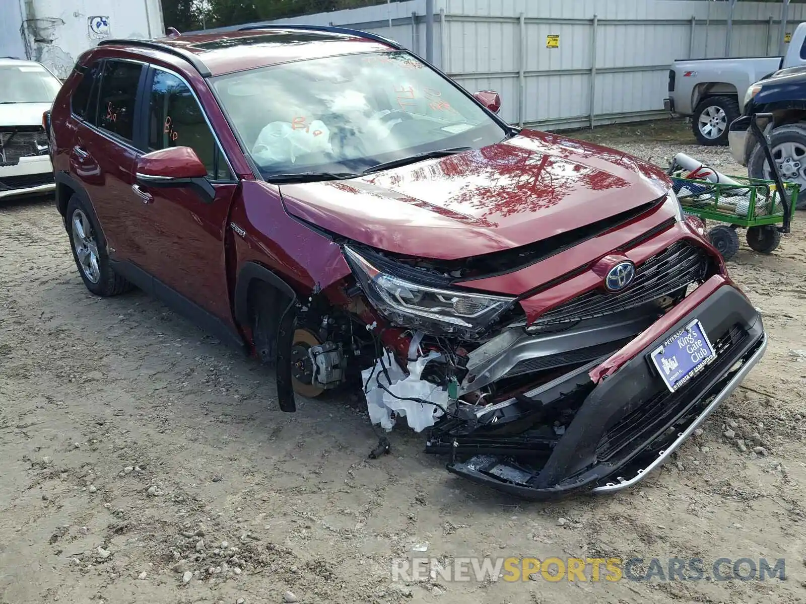 1 Photograph of a damaged car 2T3DWRFV5LW060119 TOYOTA RAV4 2020