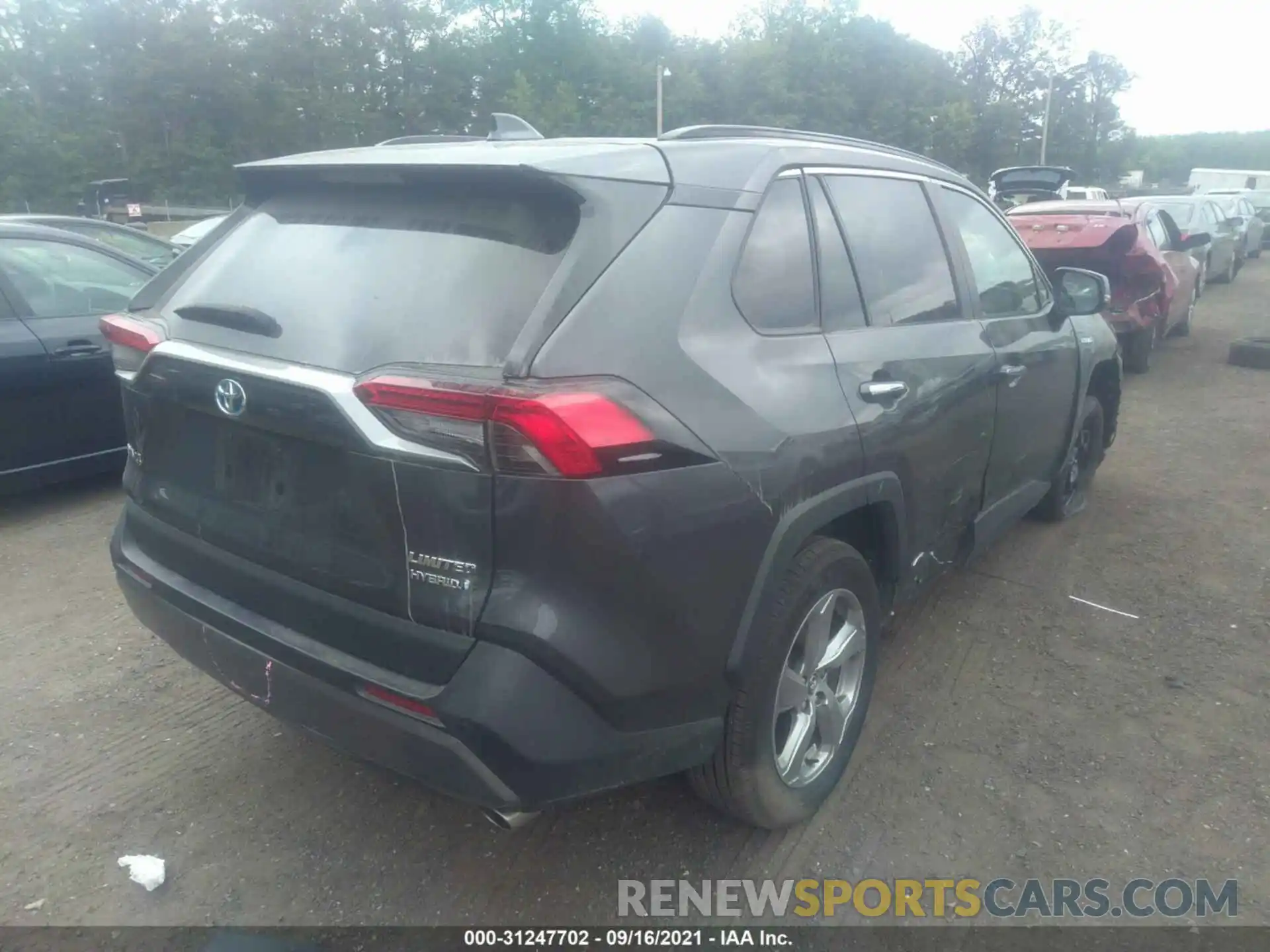 4 Photograph of a damaged car 2T3DWRFV5LW067426 TOYOTA RAV4 2020