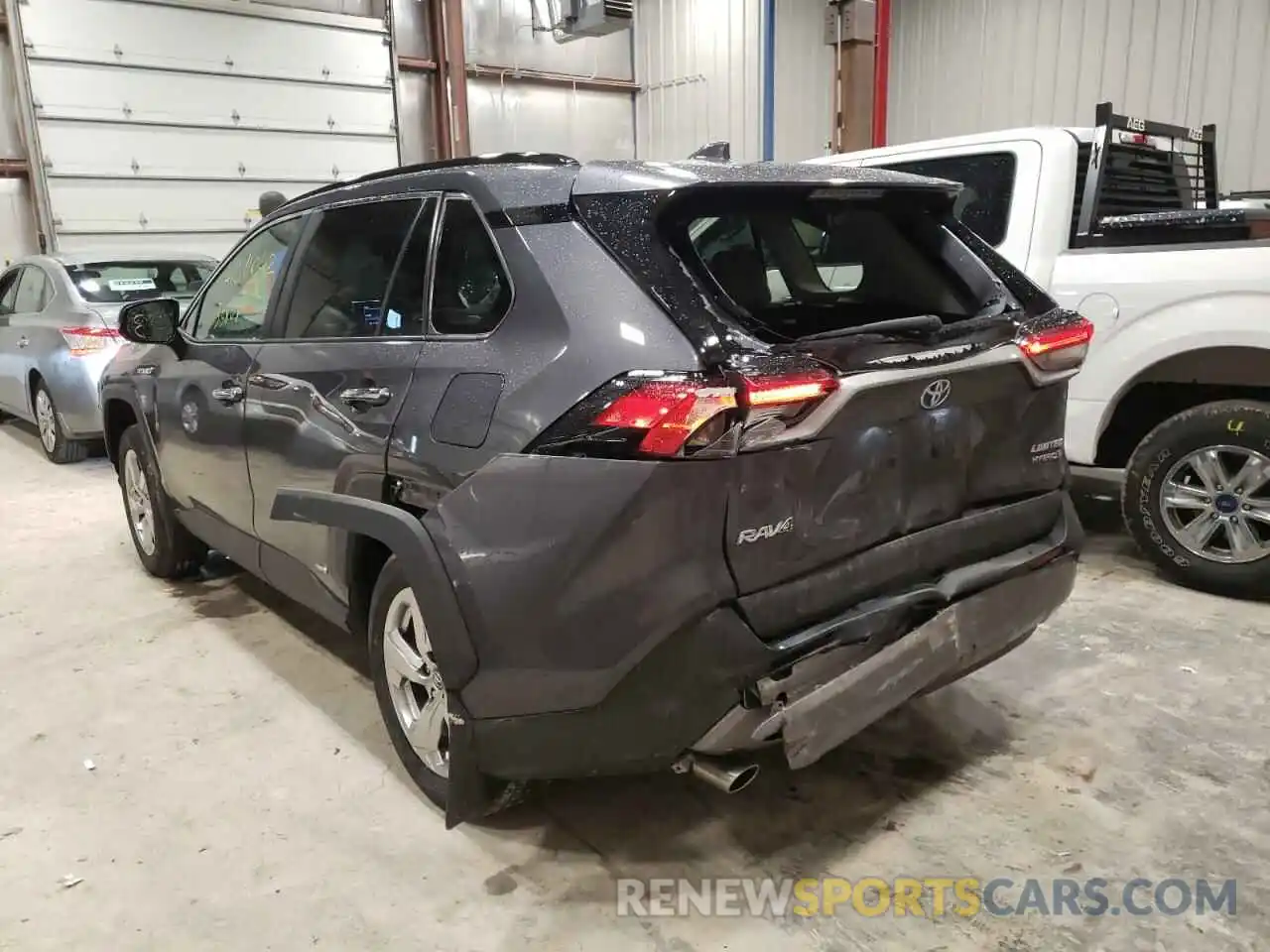 3 Photograph of a damaged car 2T3DWRFV5LW075218 TOYOTA RAV4 2020