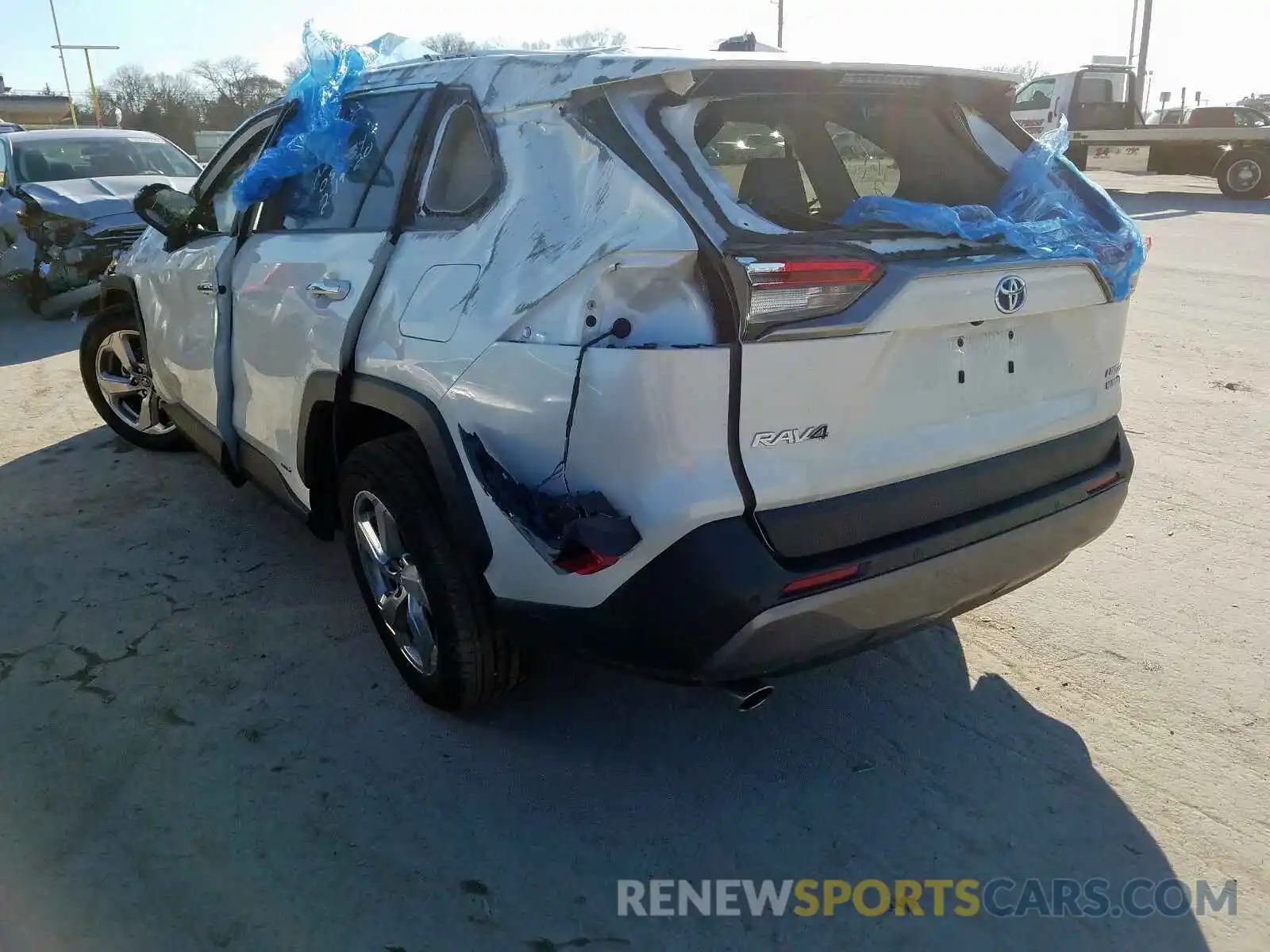 3 Photograph of a damaged car 2T3DWRFV6LW051834 TOYOTA RAV4 2020